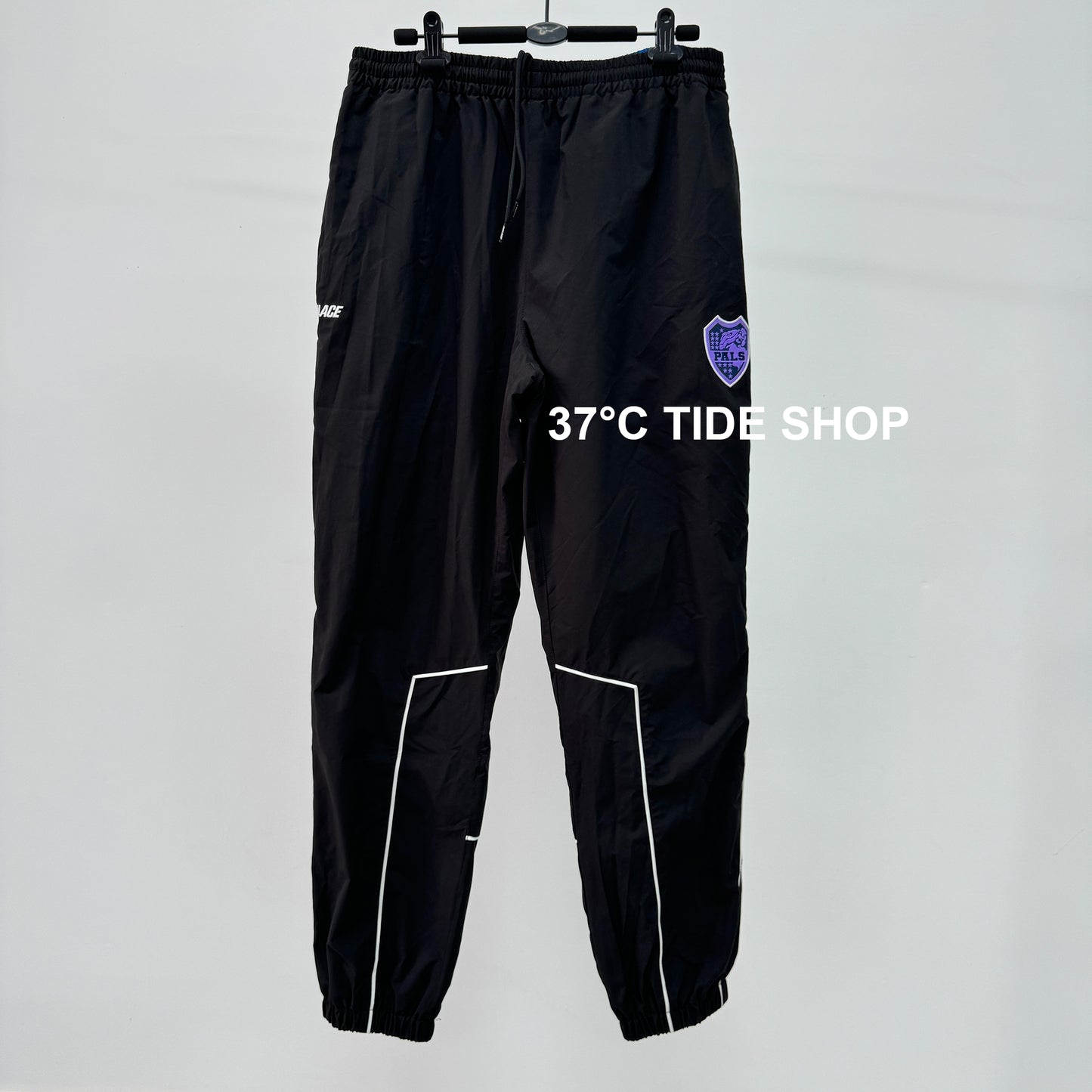 37도 / 팔라스 , P2455-PALACE PALAMAT SHELL JOGGER