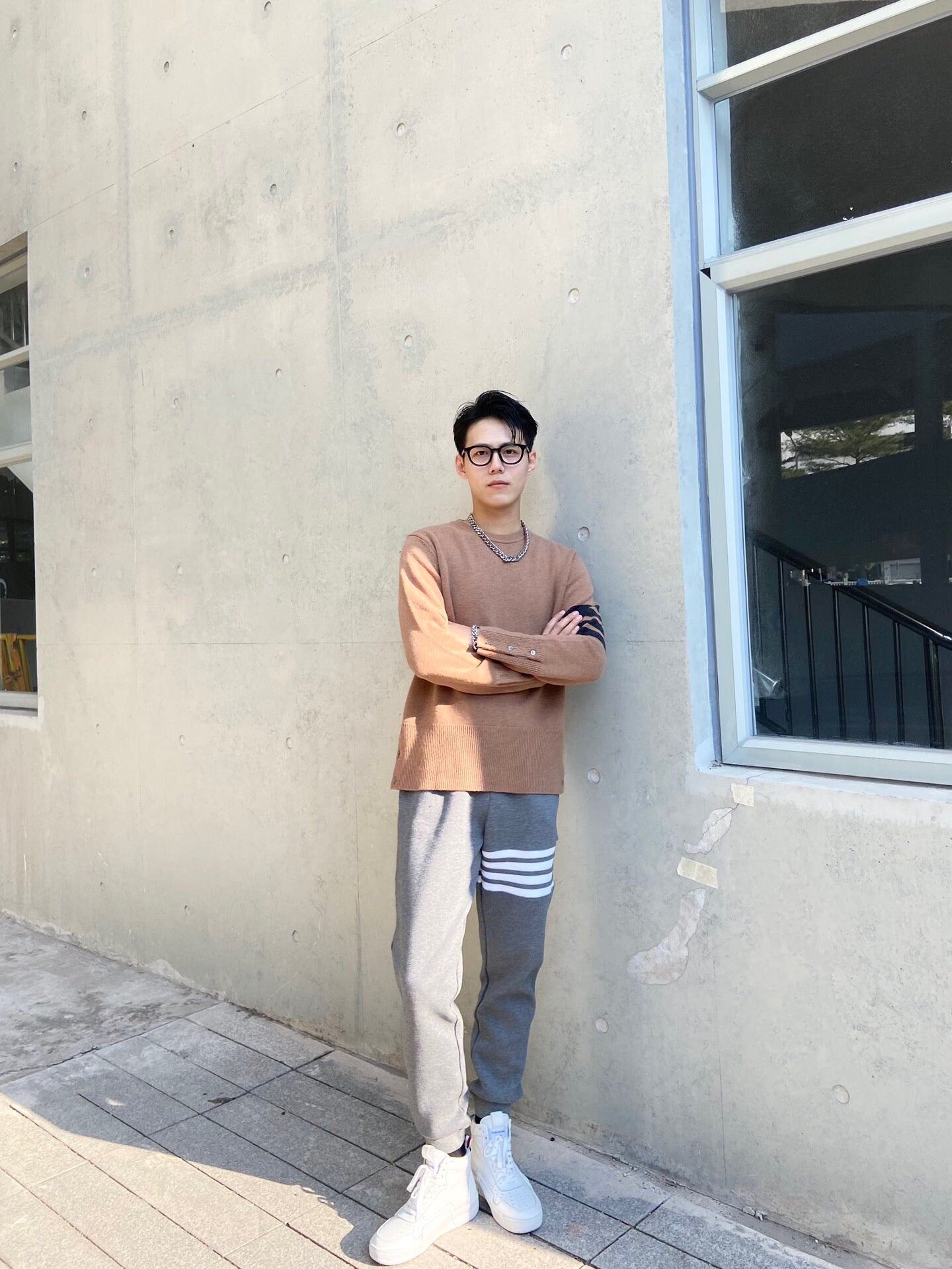 TJ / 톰브라운 라떼 브라운 울 풀오버 스웨터