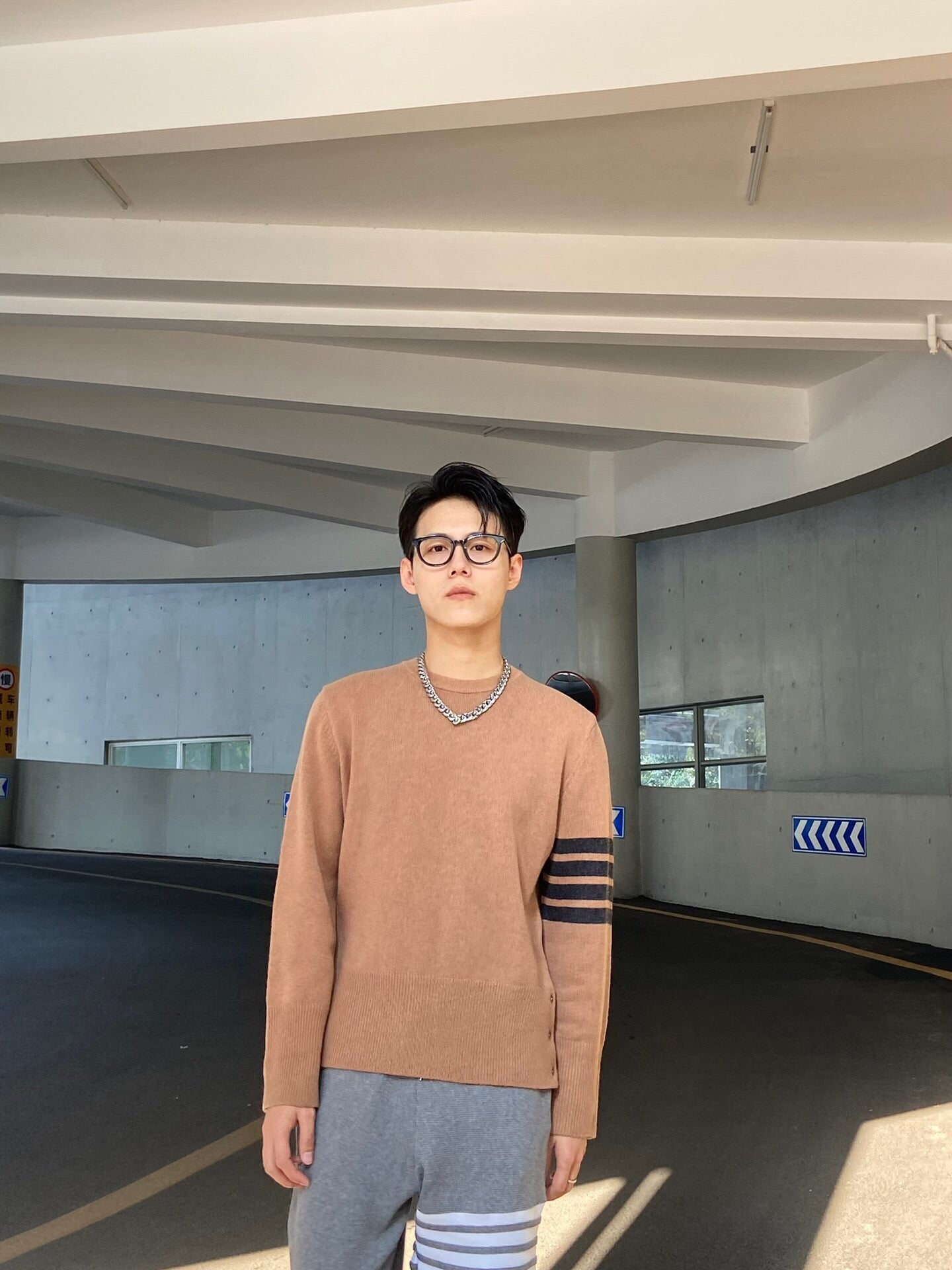 TJ / 톰브라운 라떼 브라운 울 풀오버 스웨터