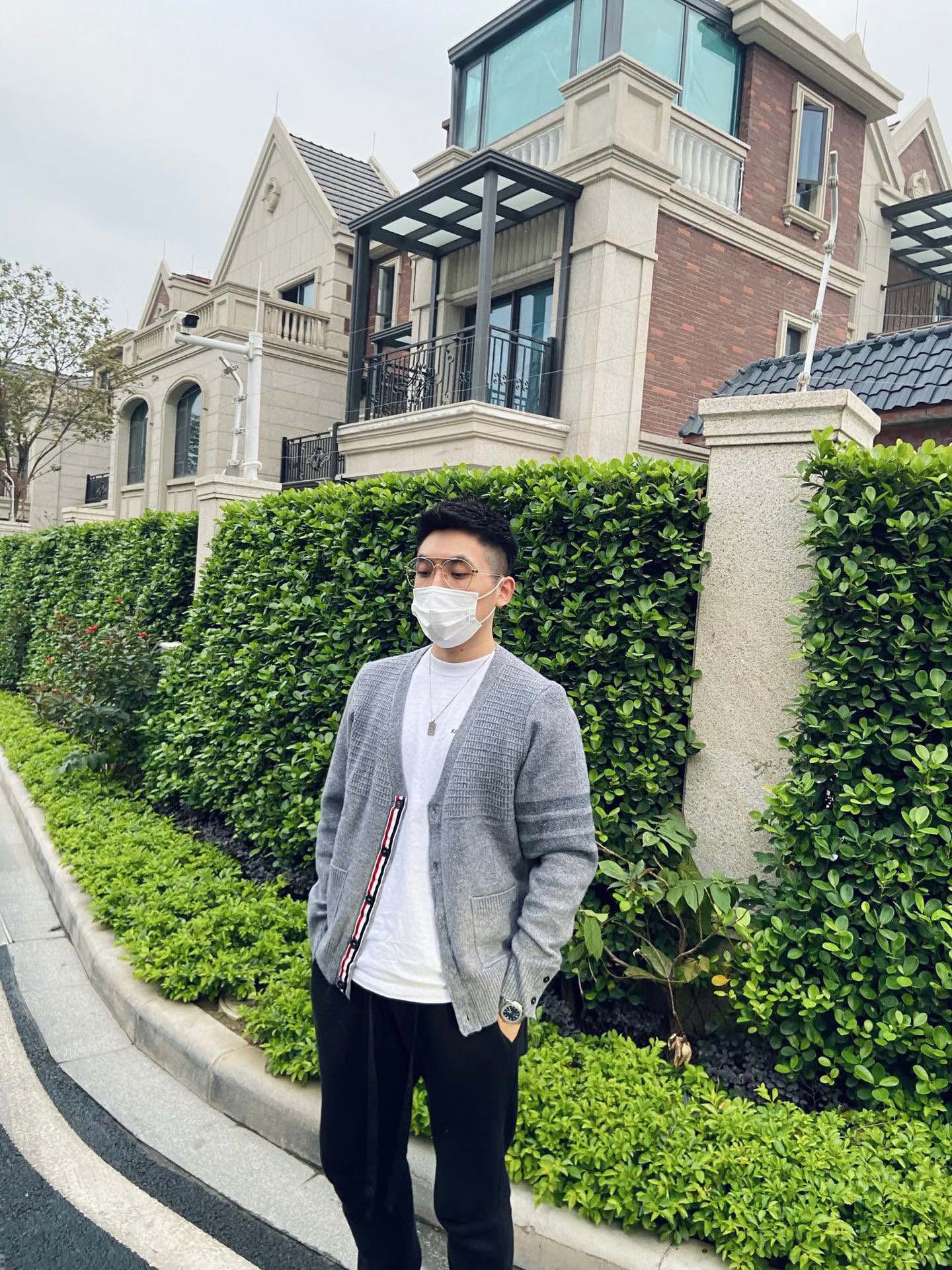 테일러백 / 톰브라운 가디건