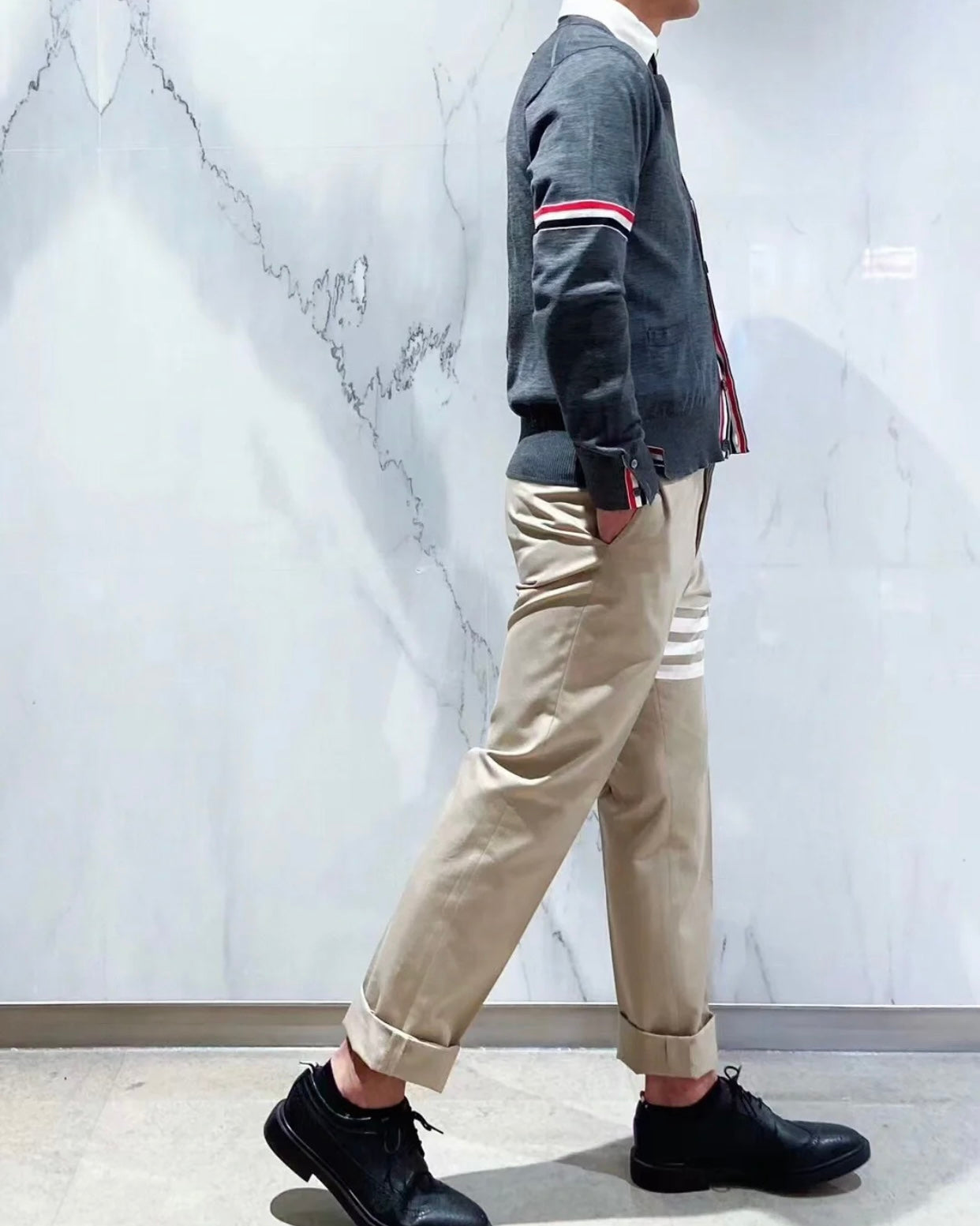 TJ / 톰브라운 울 브이넥 가디