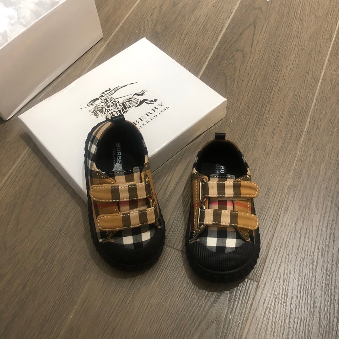 AA / 버버리 슈즈