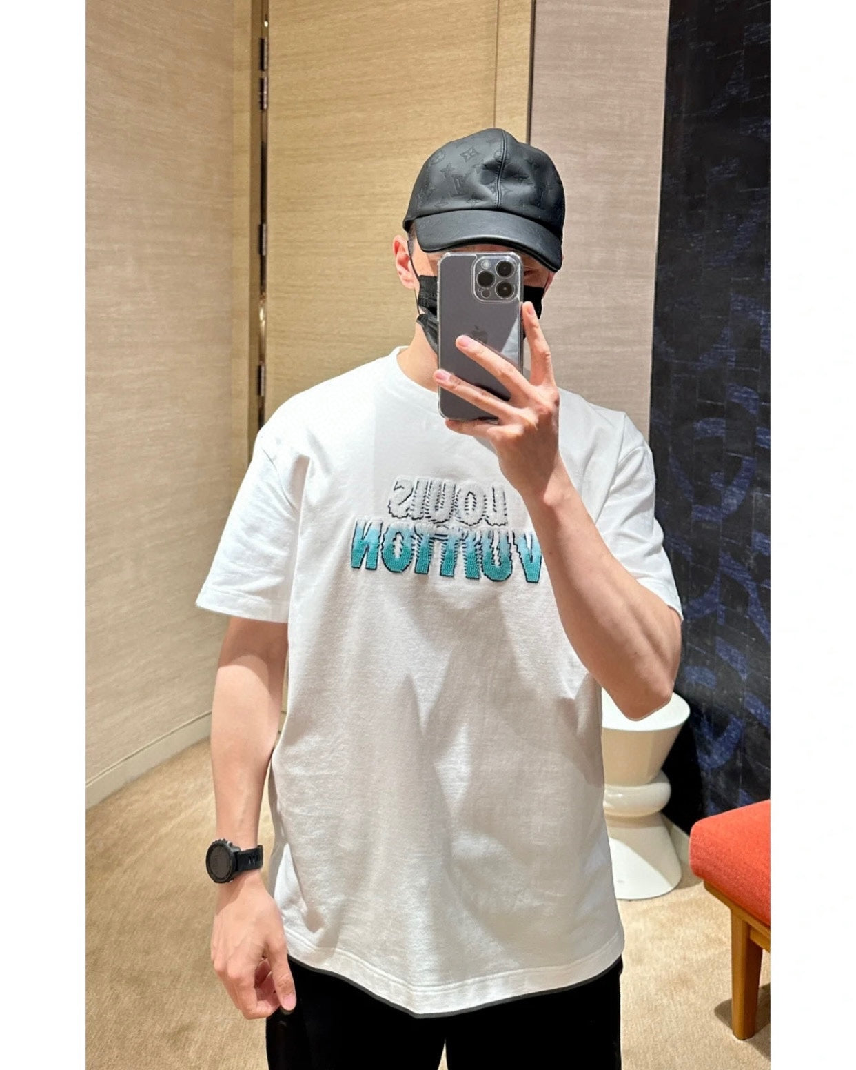 TJ์
๋ฌ / ๐๐ข๐จ๐๐ฆ ๐ฉ๐จ๐๐ง๐ง๐ข๐ก ๋น์ฆ ์์ ์ฝํผ ํฐ์
์ธ