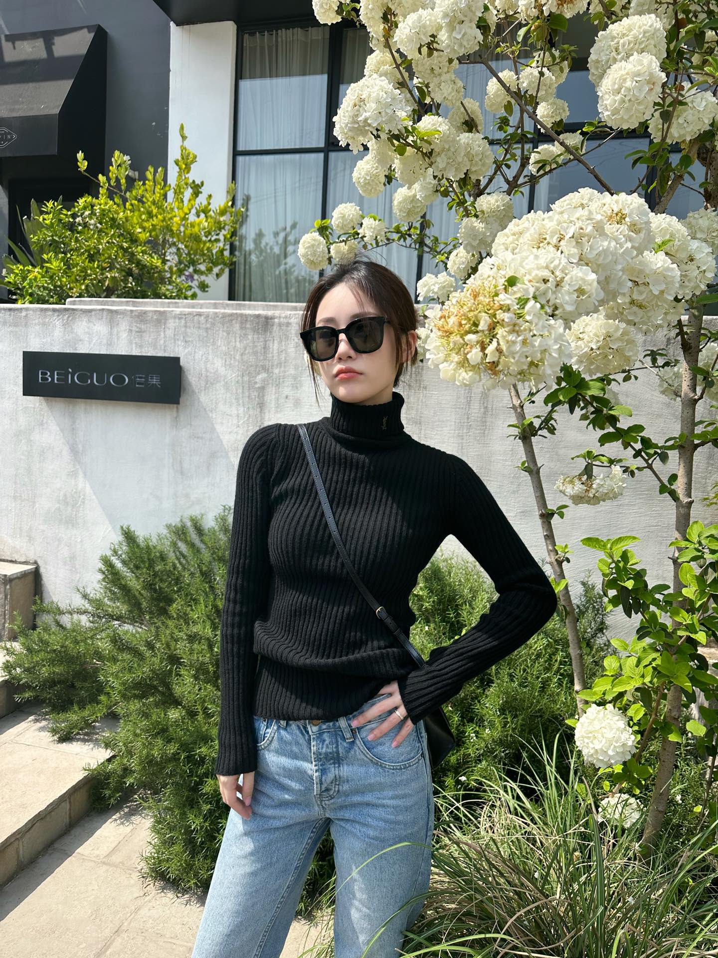 대리석 / 셀린느 터들넥 니트 스웨터