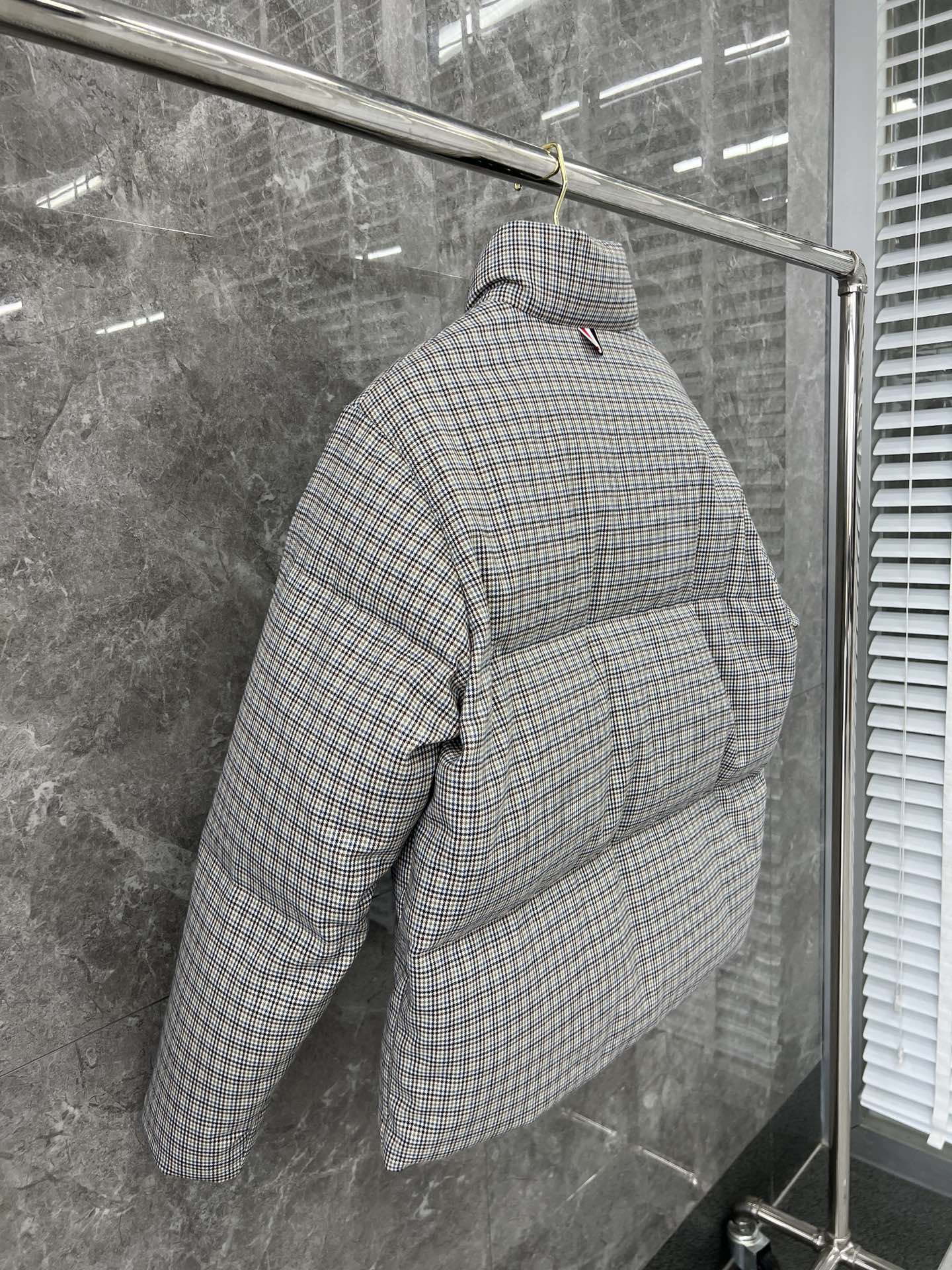 대리석 / 톰브라운 자켓