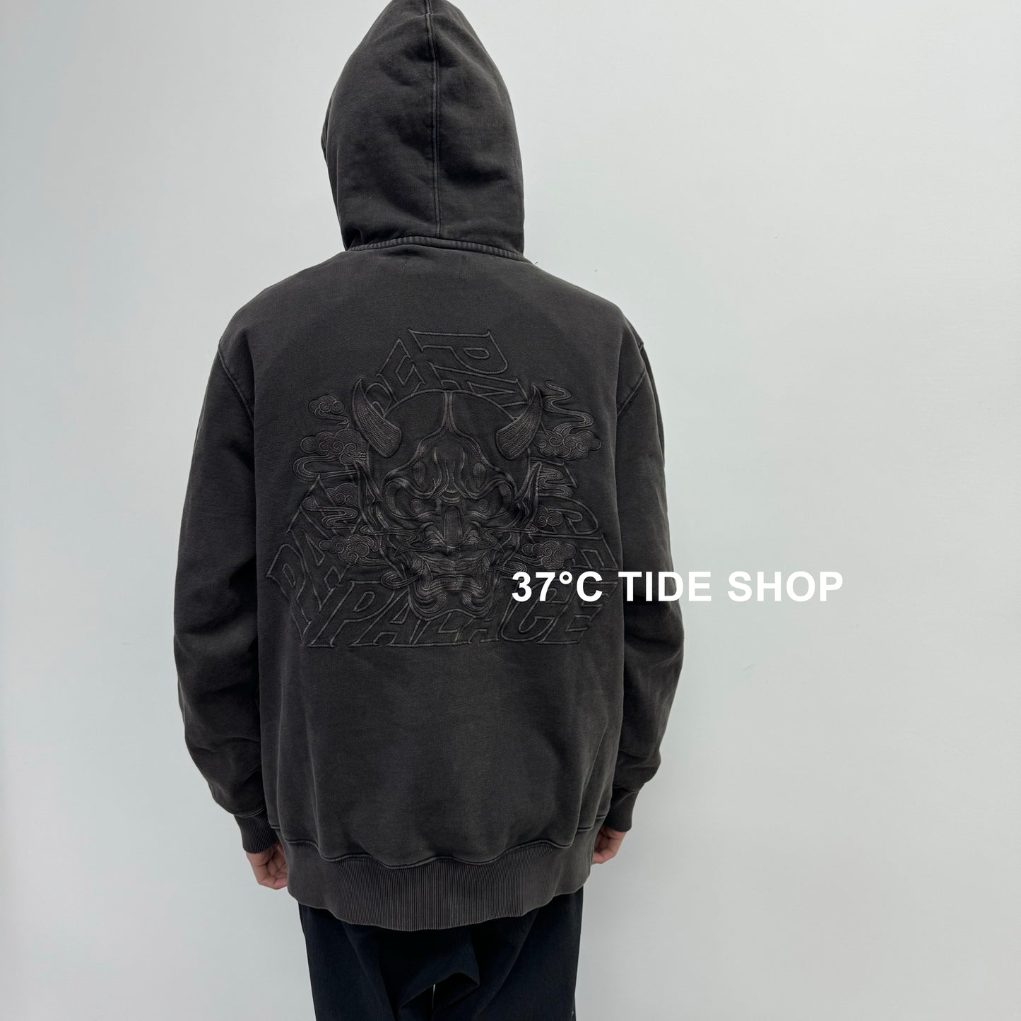 37도 / 팔라스 악마 후드티