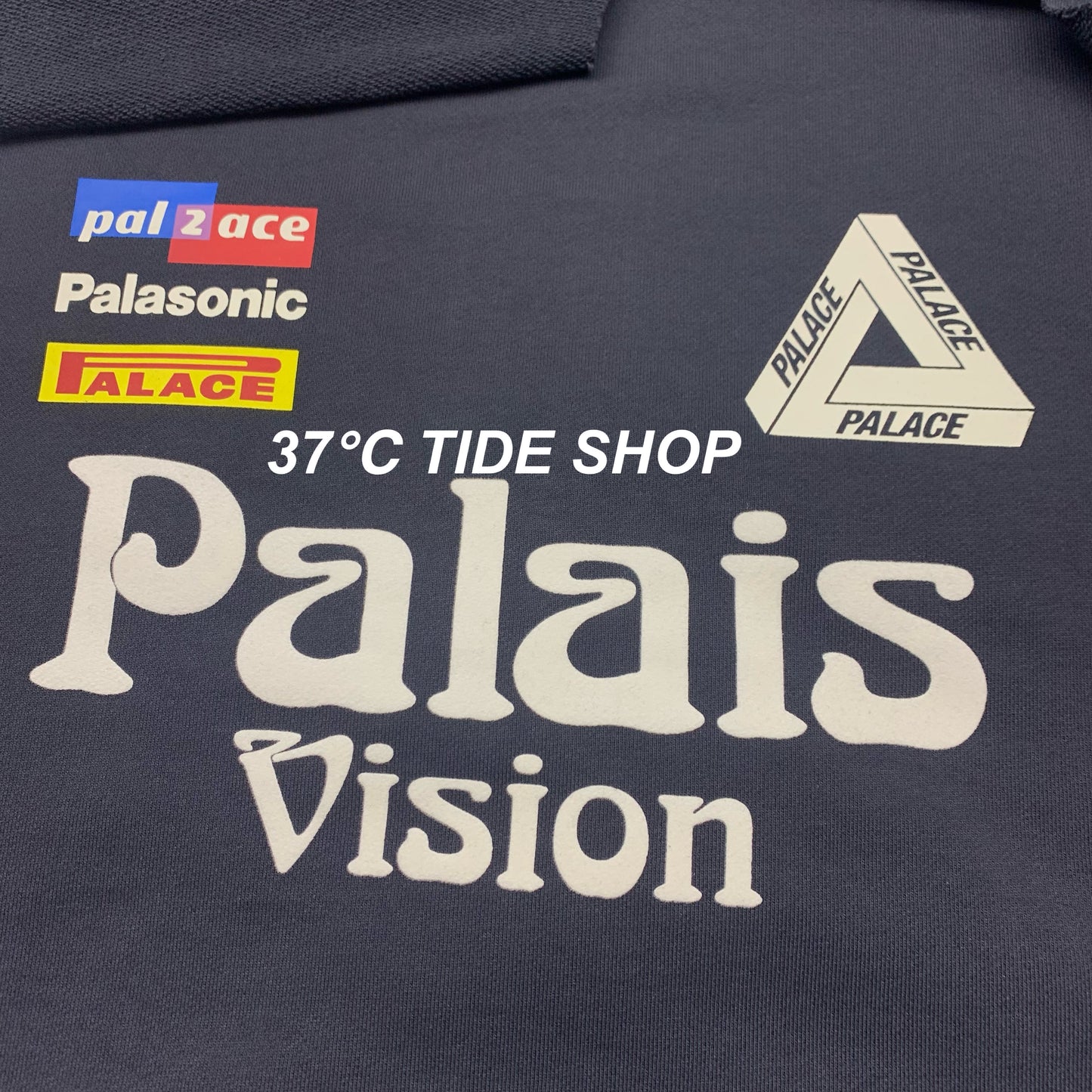 37도 / 팔라스 맨투맨 , PALACE Flag Stripe Crew Navy