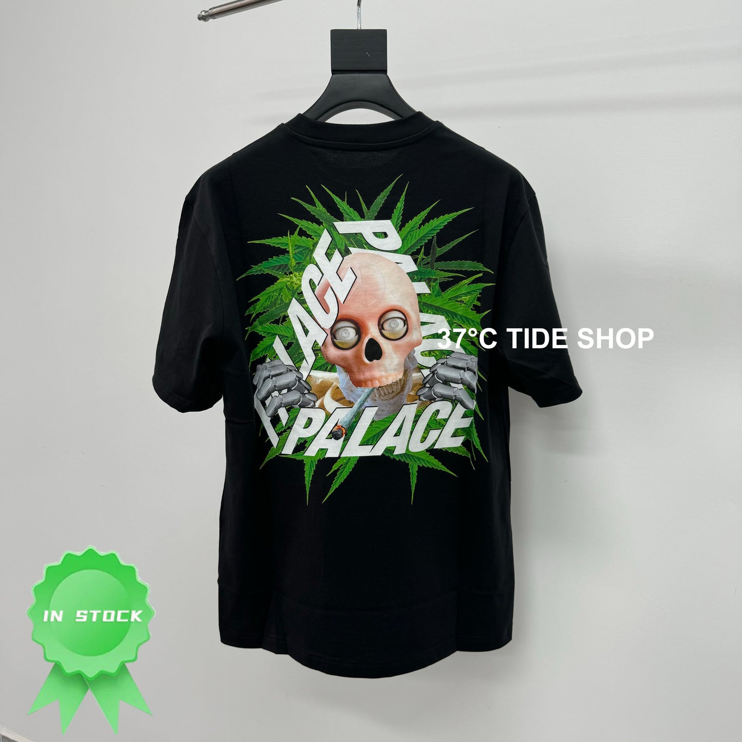 37도 / 팔라스 PALACE BAKED P3 T-SHIRT