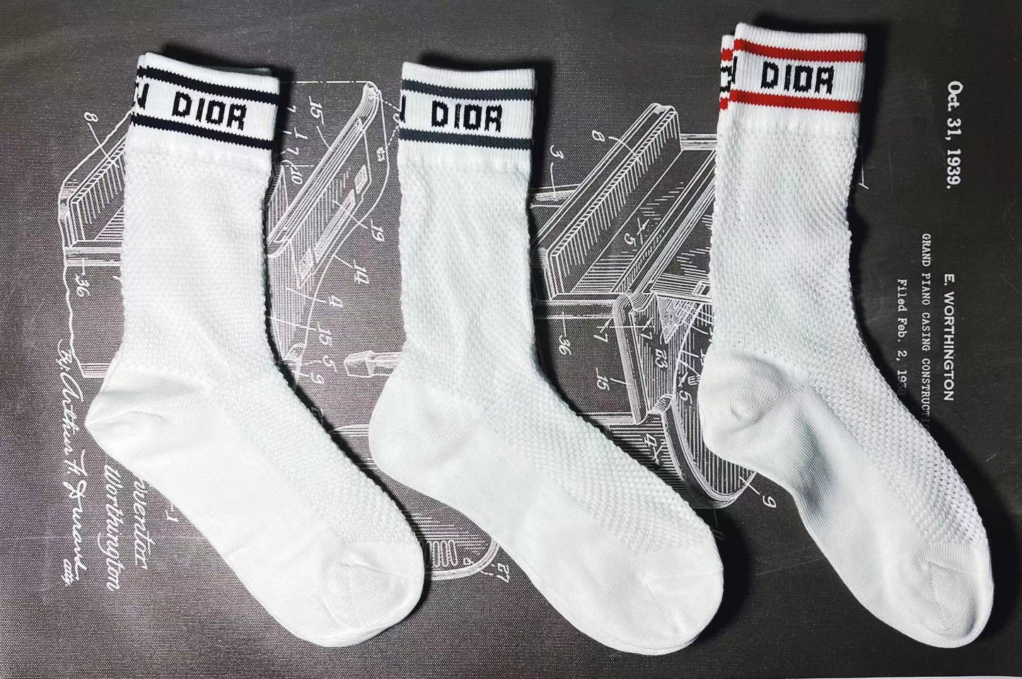CND /디올 양말