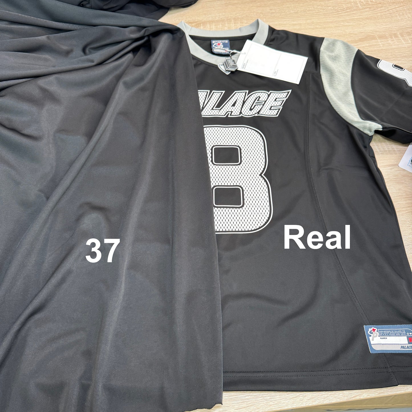 37도 / 팔라스 반팔티 , P2433-PALACE MESH TEAM JERSEY