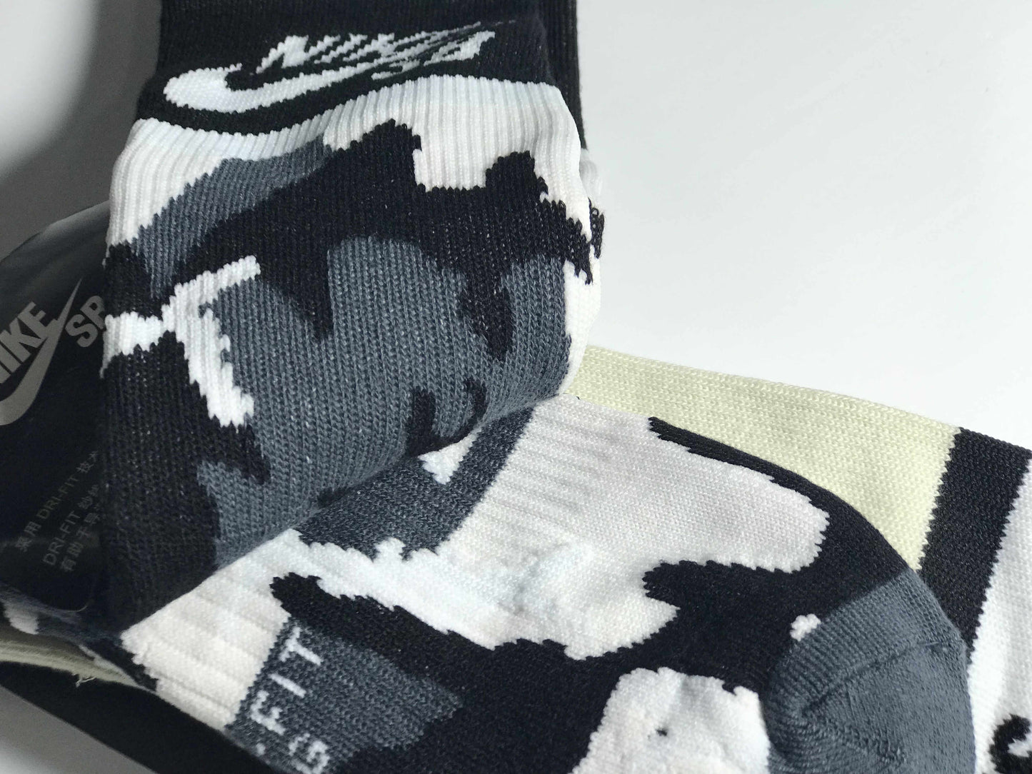 CND /나이키 양말
