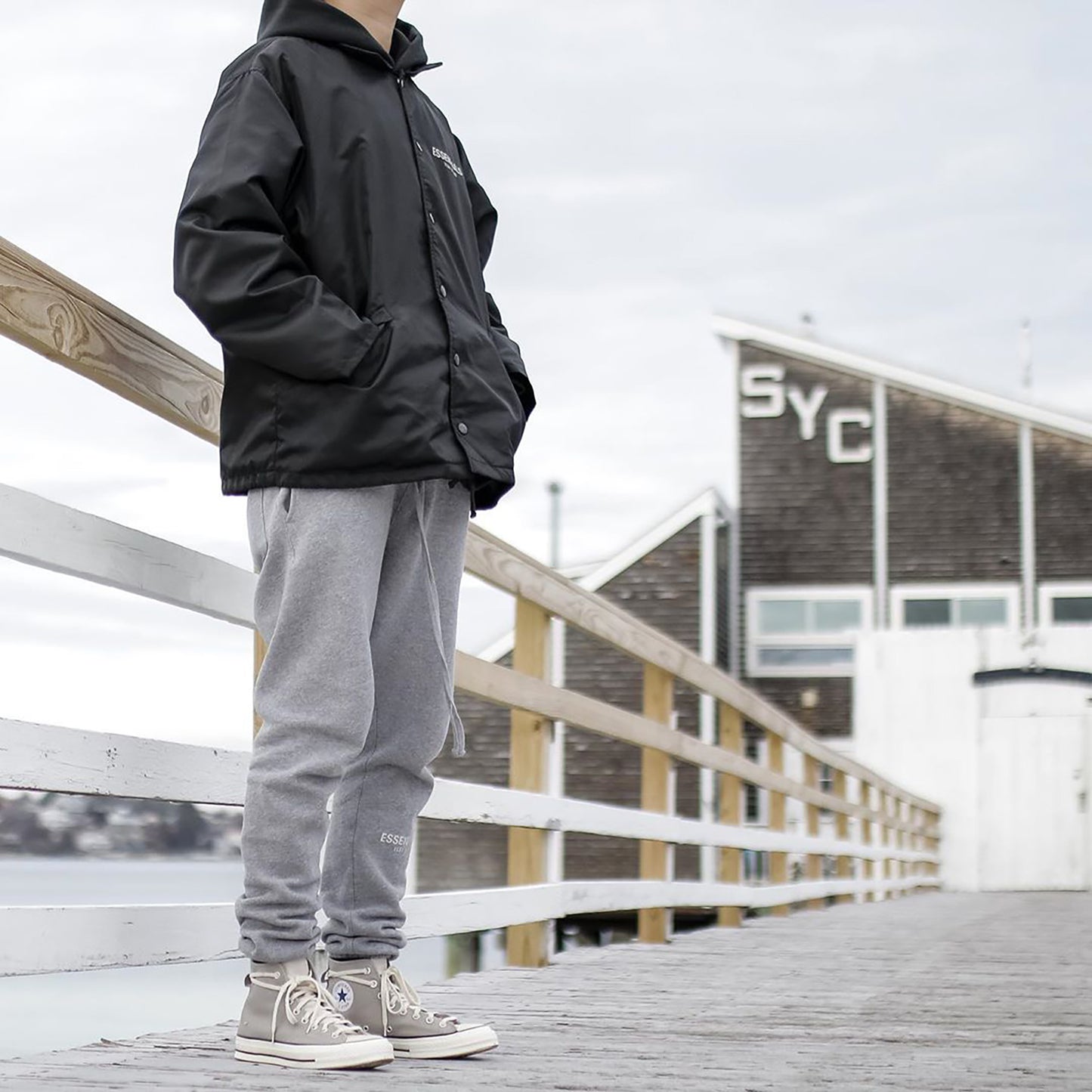 세나 / FOG ESSENTIALS FEAR OF GOD 더블 라인 하이 스트리트 캐주얼 스포츠 3M 반사 바지
