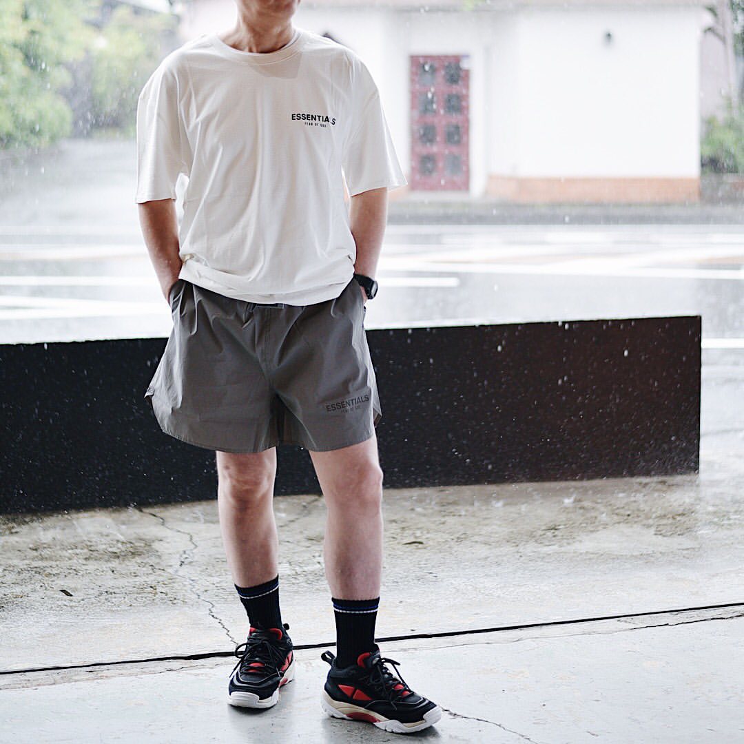 세나 / FOG FEAR OF GOD ESSENTIALS 더블 라인 일곱 번째 시즌 3M 반사 드로스트링 나일론 반바지
