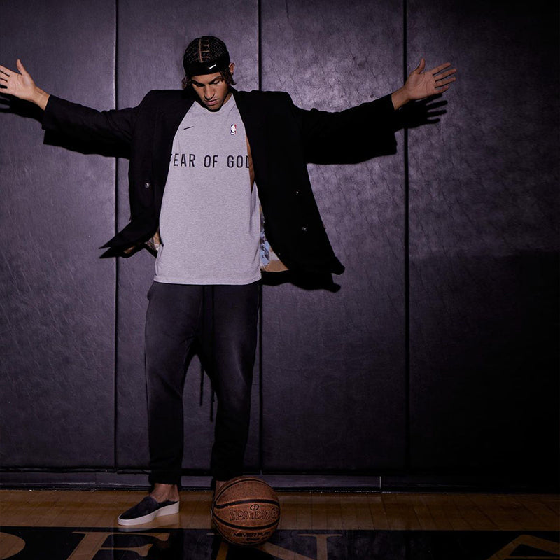 세나 / AIR FOG FEAR OF GOD 홀리데이 조인트 민소매 스포츠 루즈 프린트 나시
