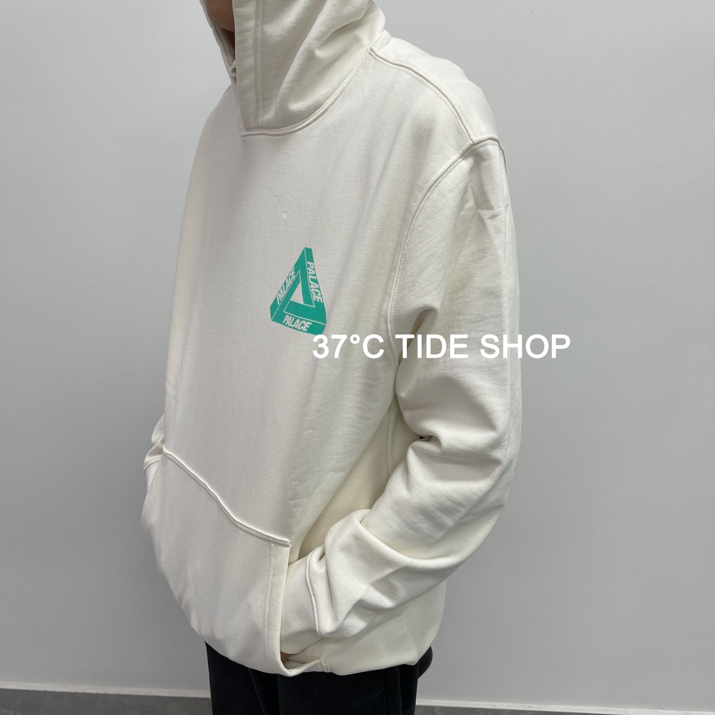 37도 / 팔라스 후드티