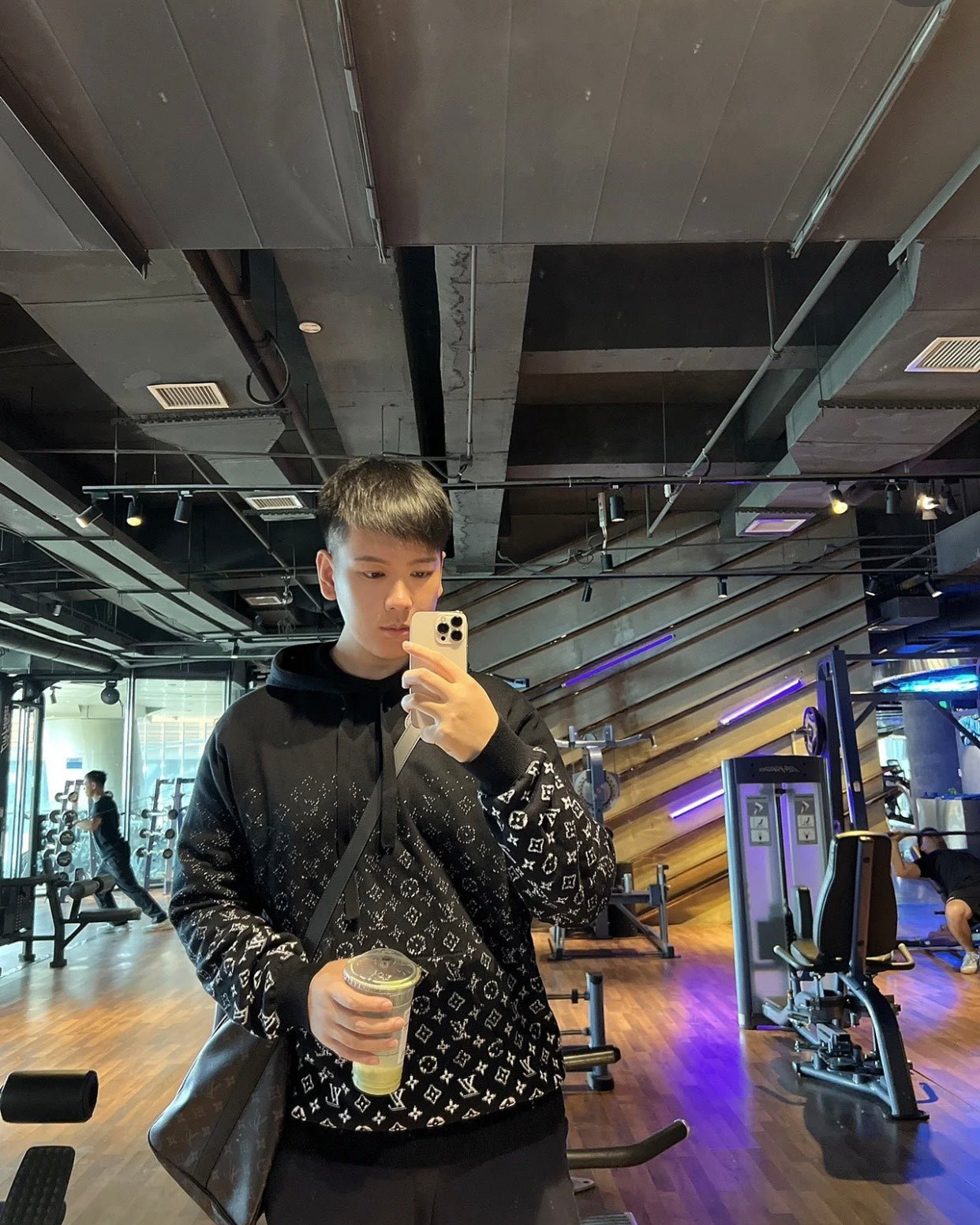 TJ셀러 / 루이비통 후드티 , 그라데이션 후드티