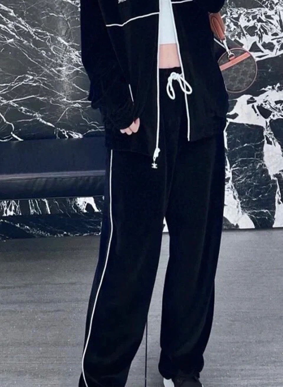 체인2호 / 셀린느 벨벳 팬츠
