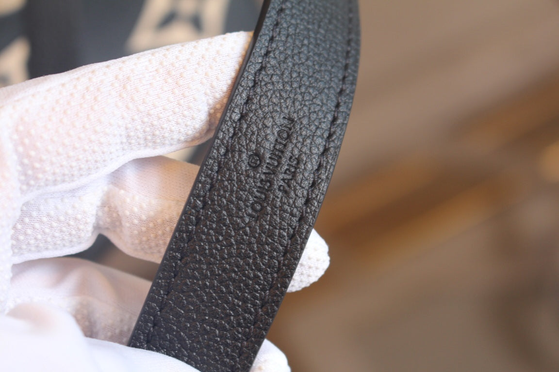 *벽 / 루이비통 토트백 Louis Vuitton Montaigne BB Bag M45778