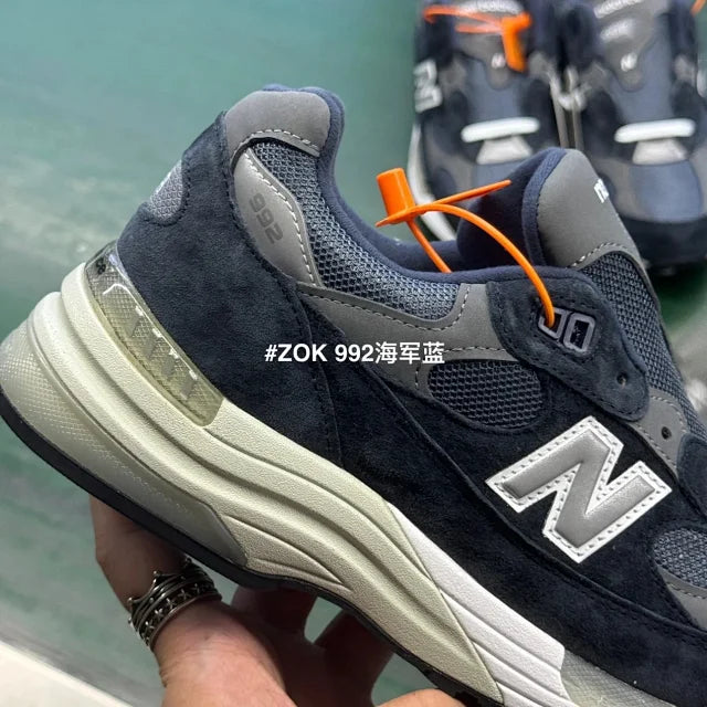 ZOK / 뉴발란스 992 네이비