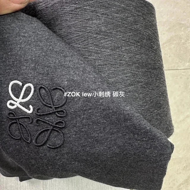 ZOK / 로에베 반팔티 , 로고 자수 차콜그레이