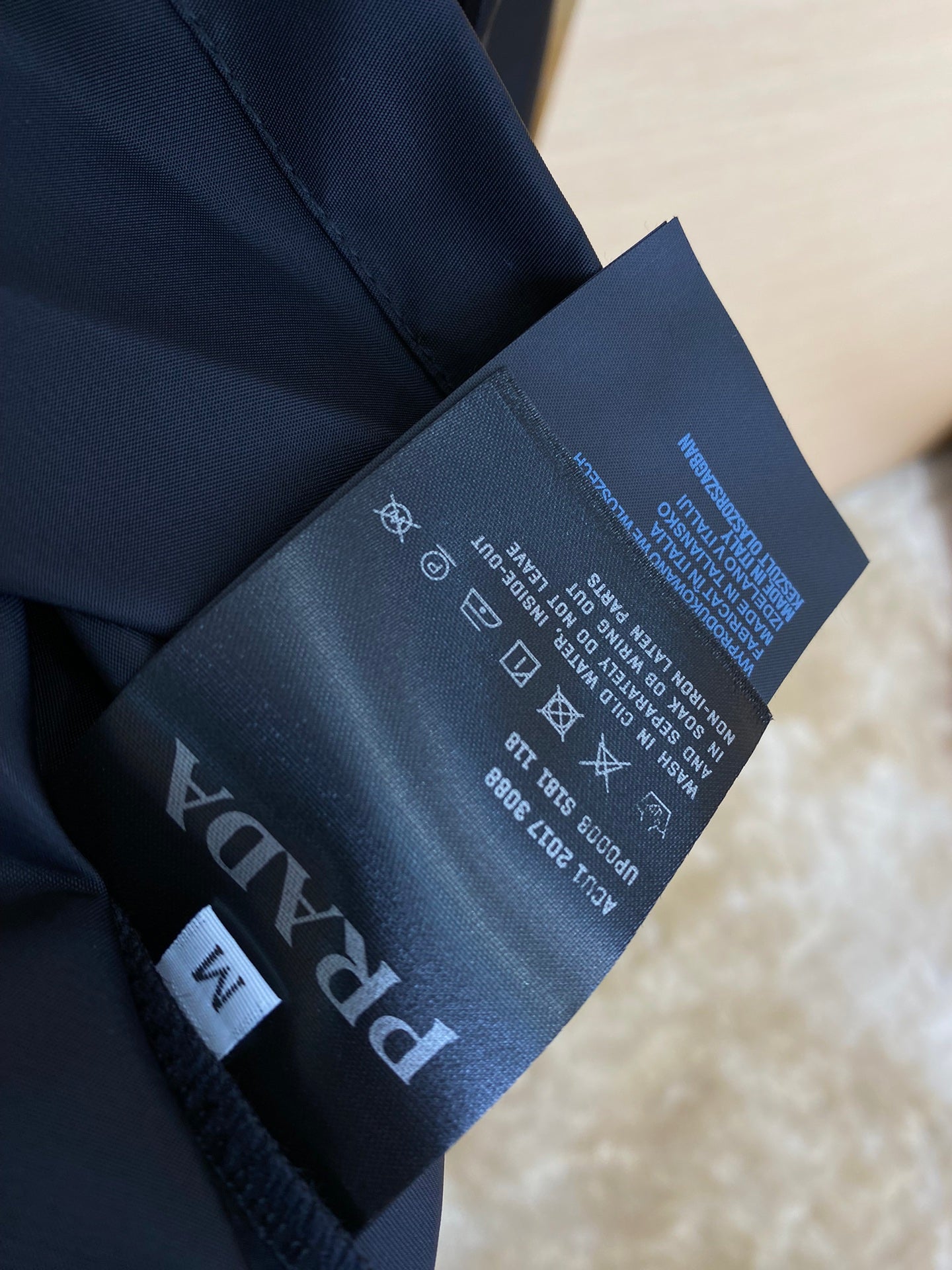 체인2호 / PRADA 프라다 재생 나일론 삼각형 작업복 셔츠