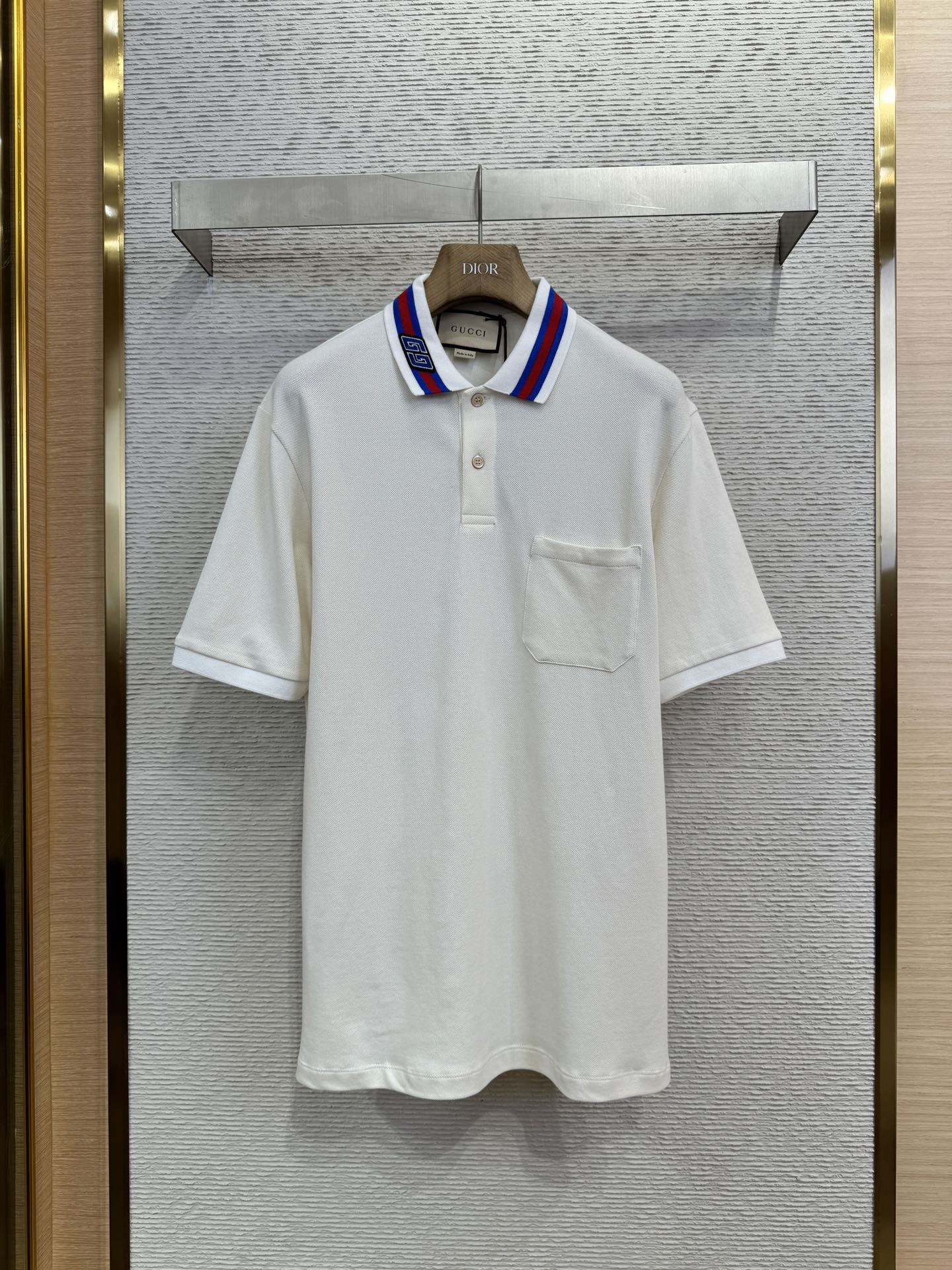 체인2호 / 구찌 장식 칼라 폴로 셔츠