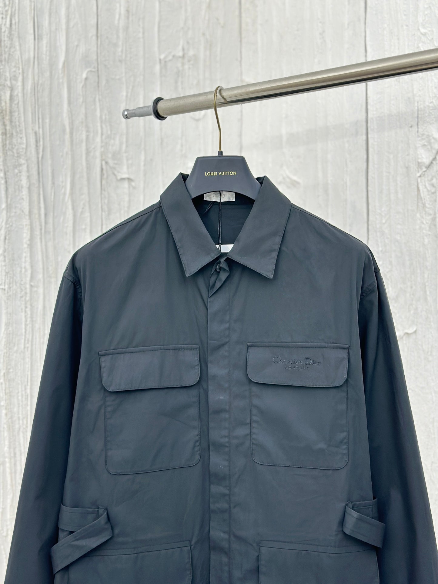 체인2호 / 디올 FW24 단색 터틀넥 싱글 스트랩 허리 재킷 셔츠 코트