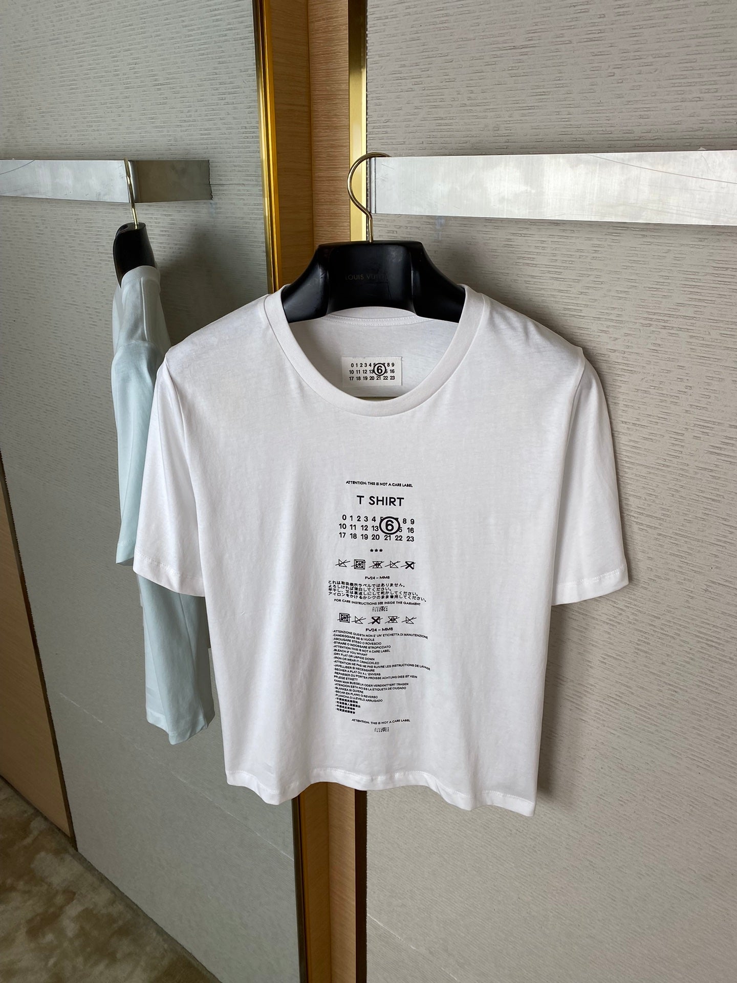 체인2호 / Maison Margiela 프린트 반팔 티셔츠