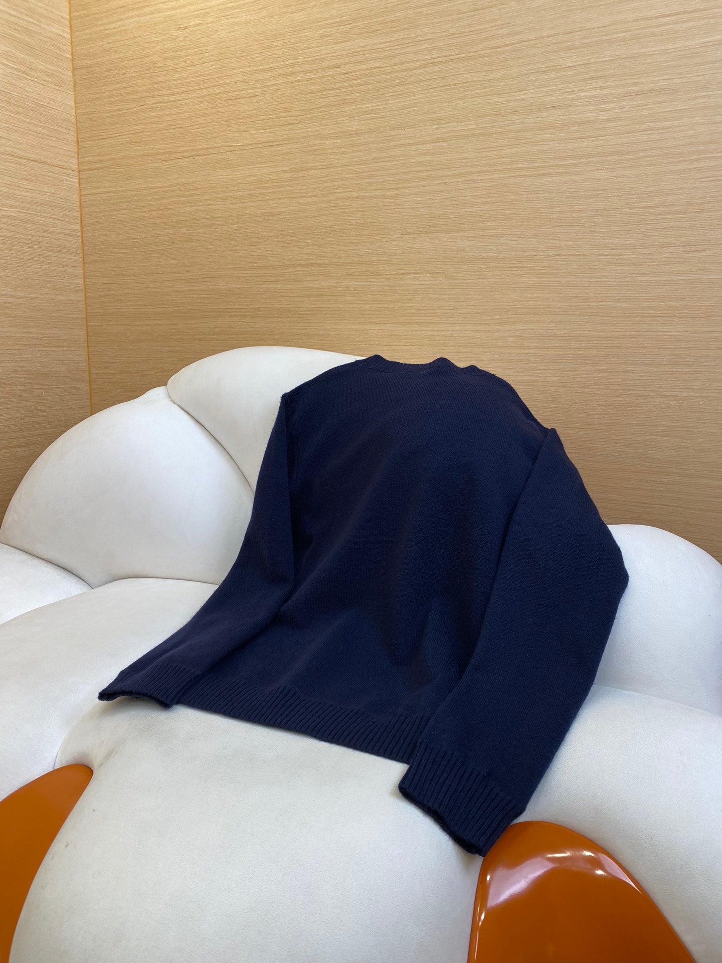 체인2호 /프라다 네스트 스웨터