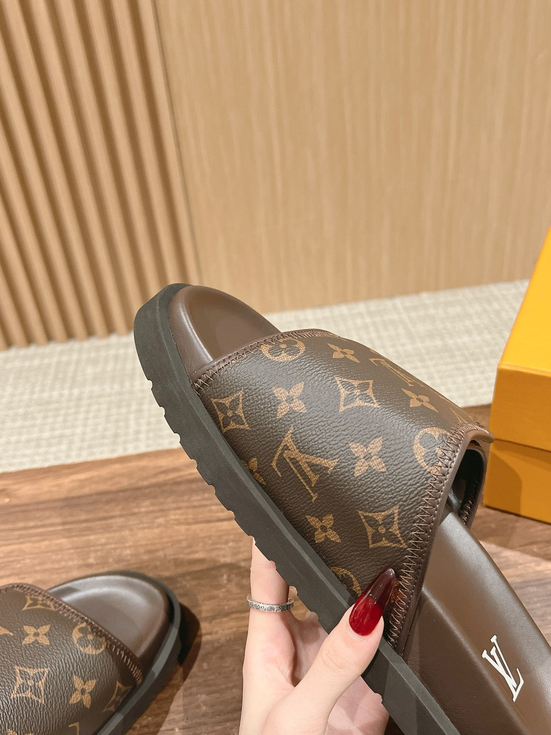 빙 셀러/루이비통 스티커 슬리퍼 캐주얼 비치 슬리퍼