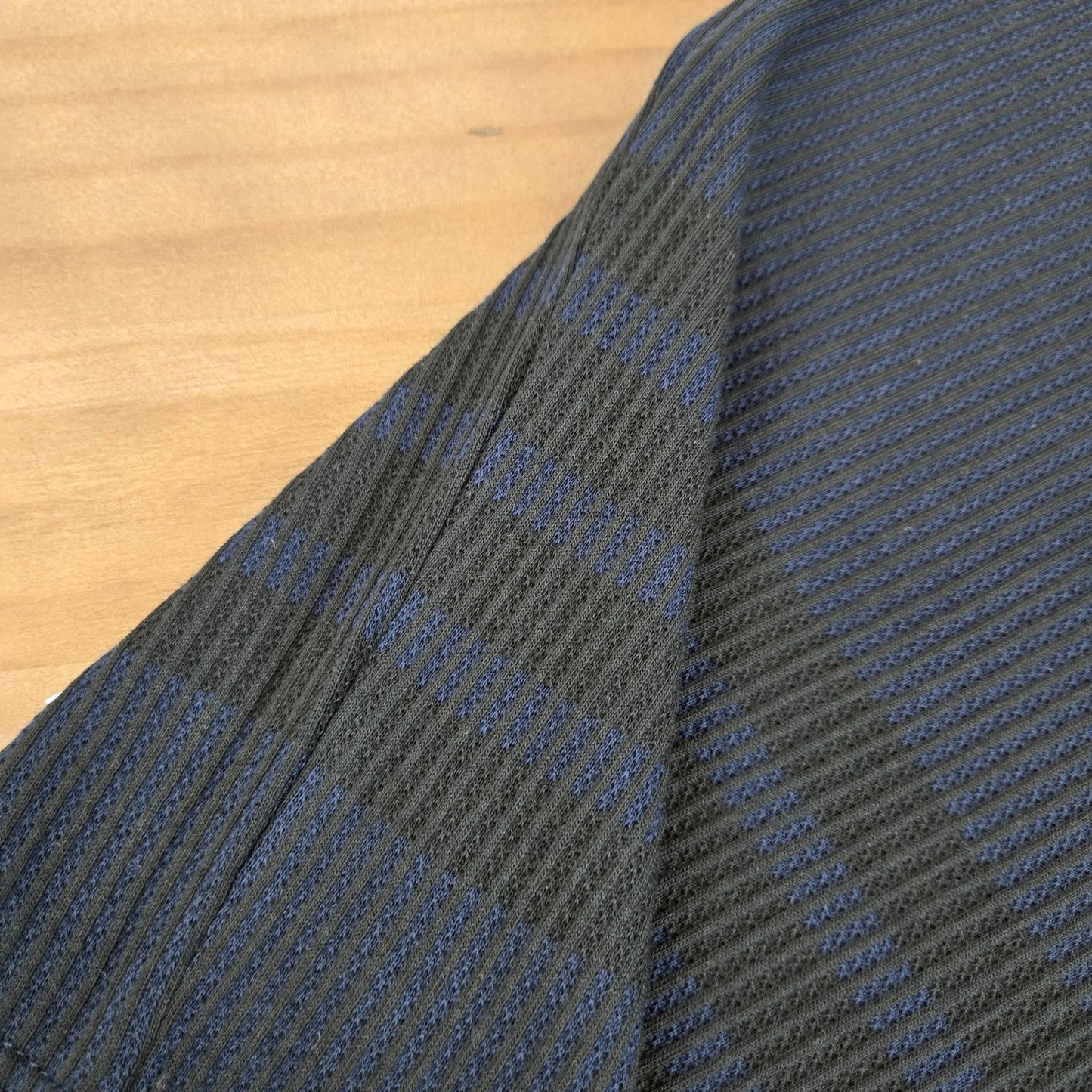 GTR/톰브라운 남성 세로줄 반바지