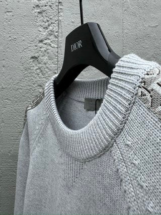 체인2호/디올 소매 스트랩 스웨터