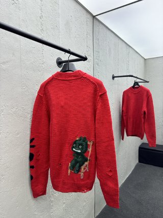 체인2호/디올 공룡 모직 스웨터