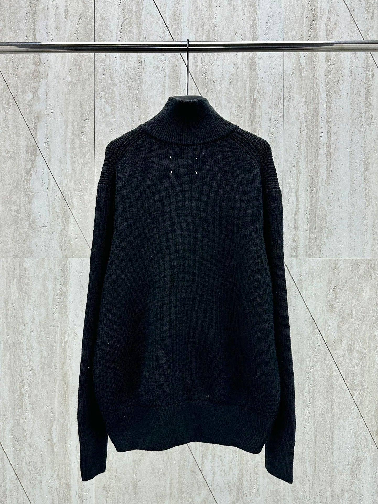 체인2호/메종마르지엘라 터틀넥 지퍼 스웨터 코트