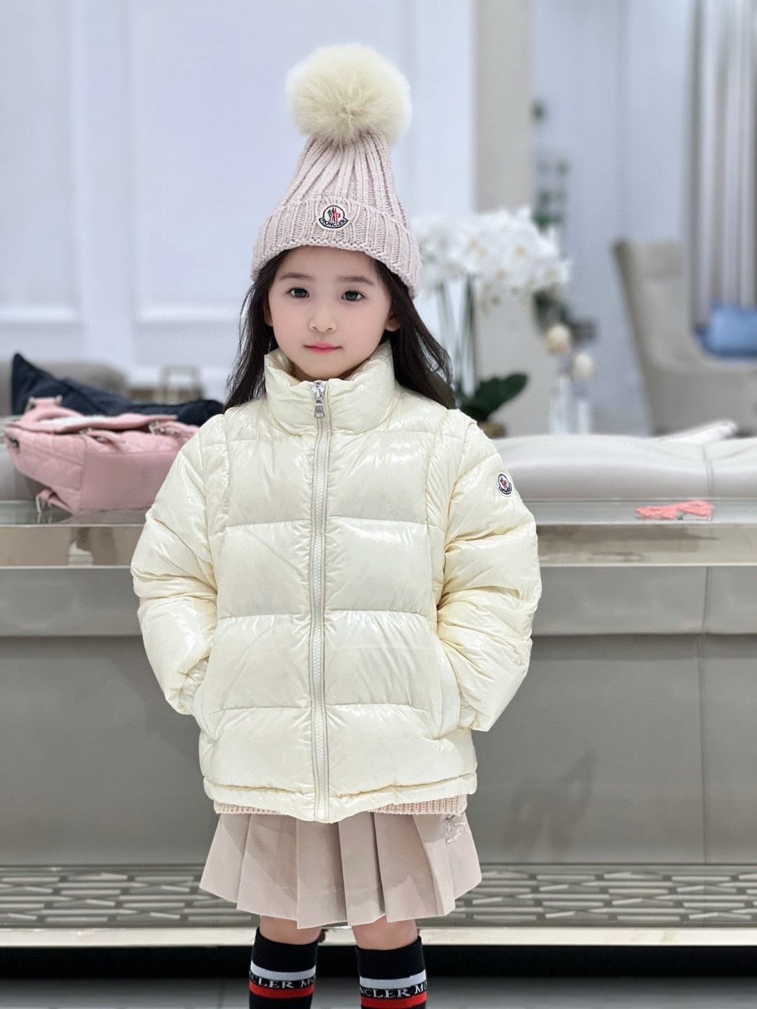 AA/몽*레어 여아 베이지색 조끼 패딩