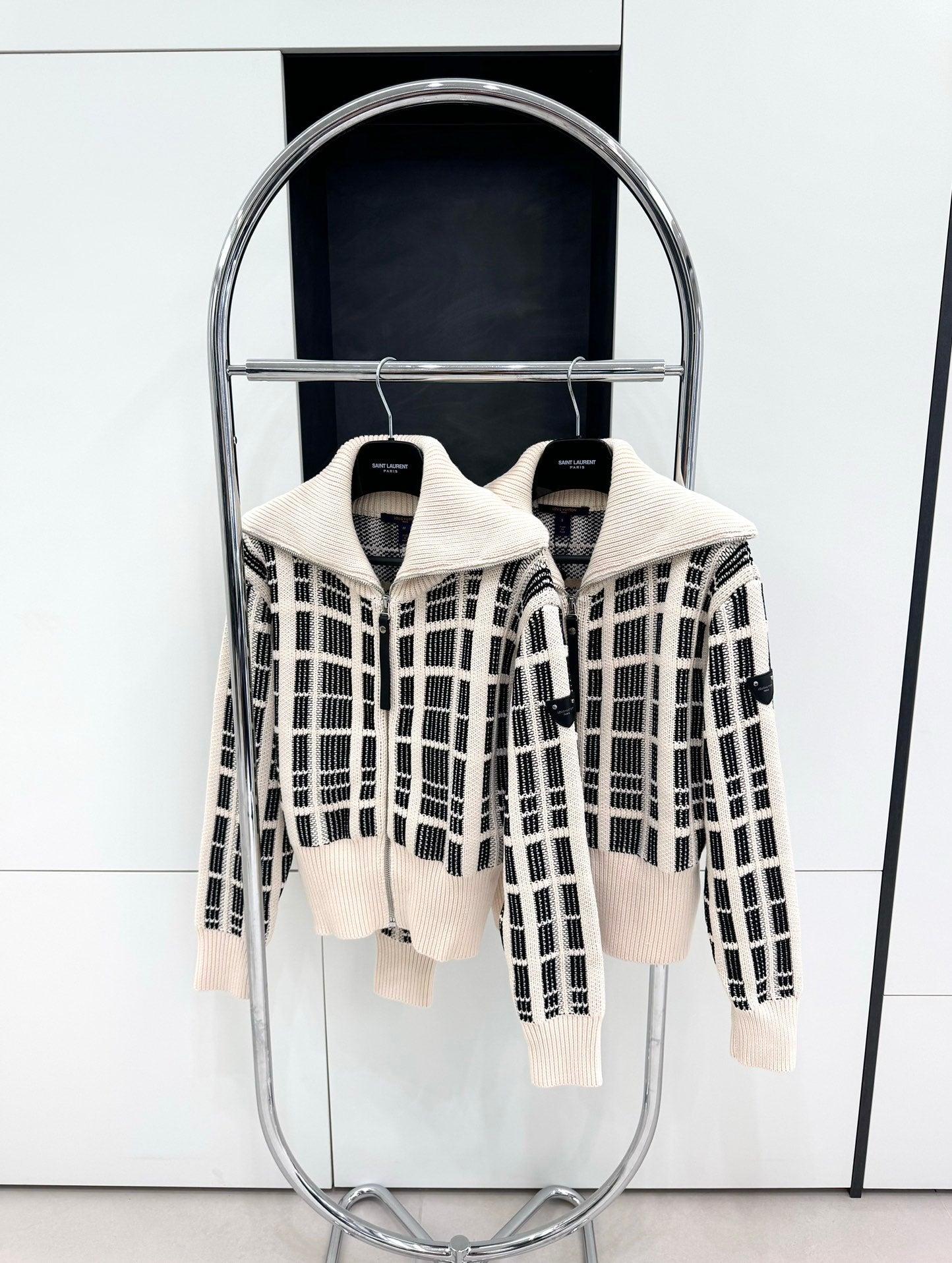체인2호/루이비통 여성 체크 터틀넥 코트
