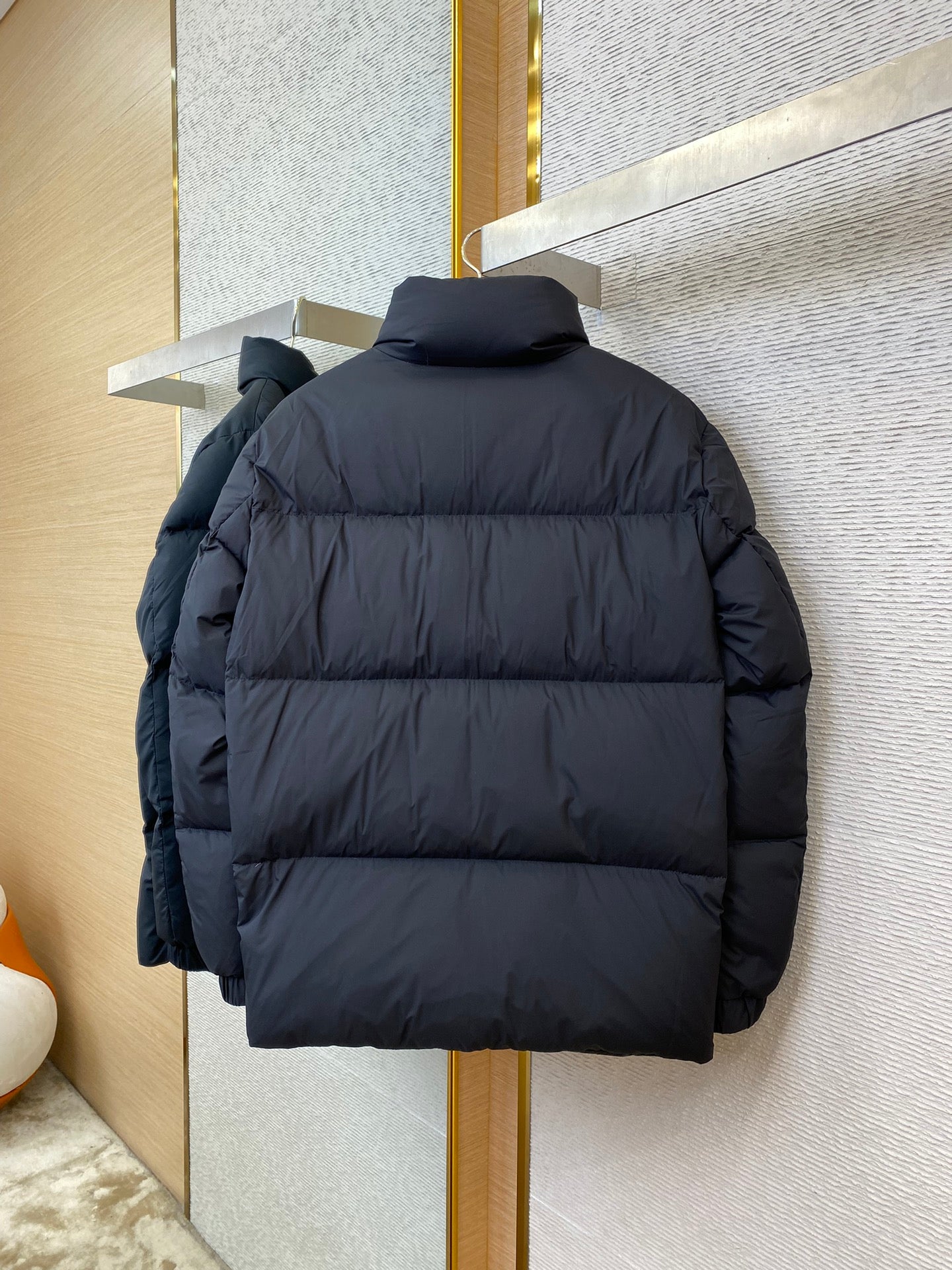 체인2호/프라다 남성 패딩 코트