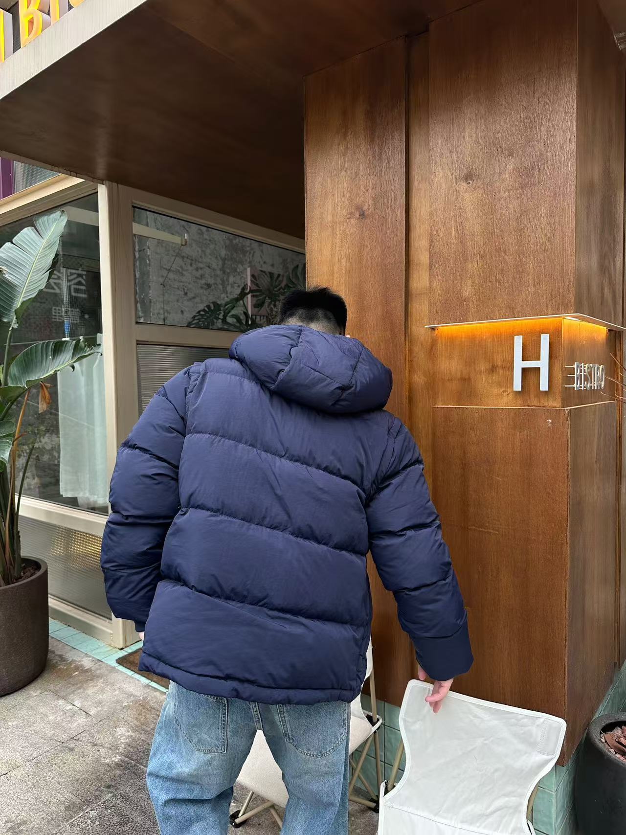 GTR셀러/ 버버리 남성 탈부착 가능한 소매 패딩