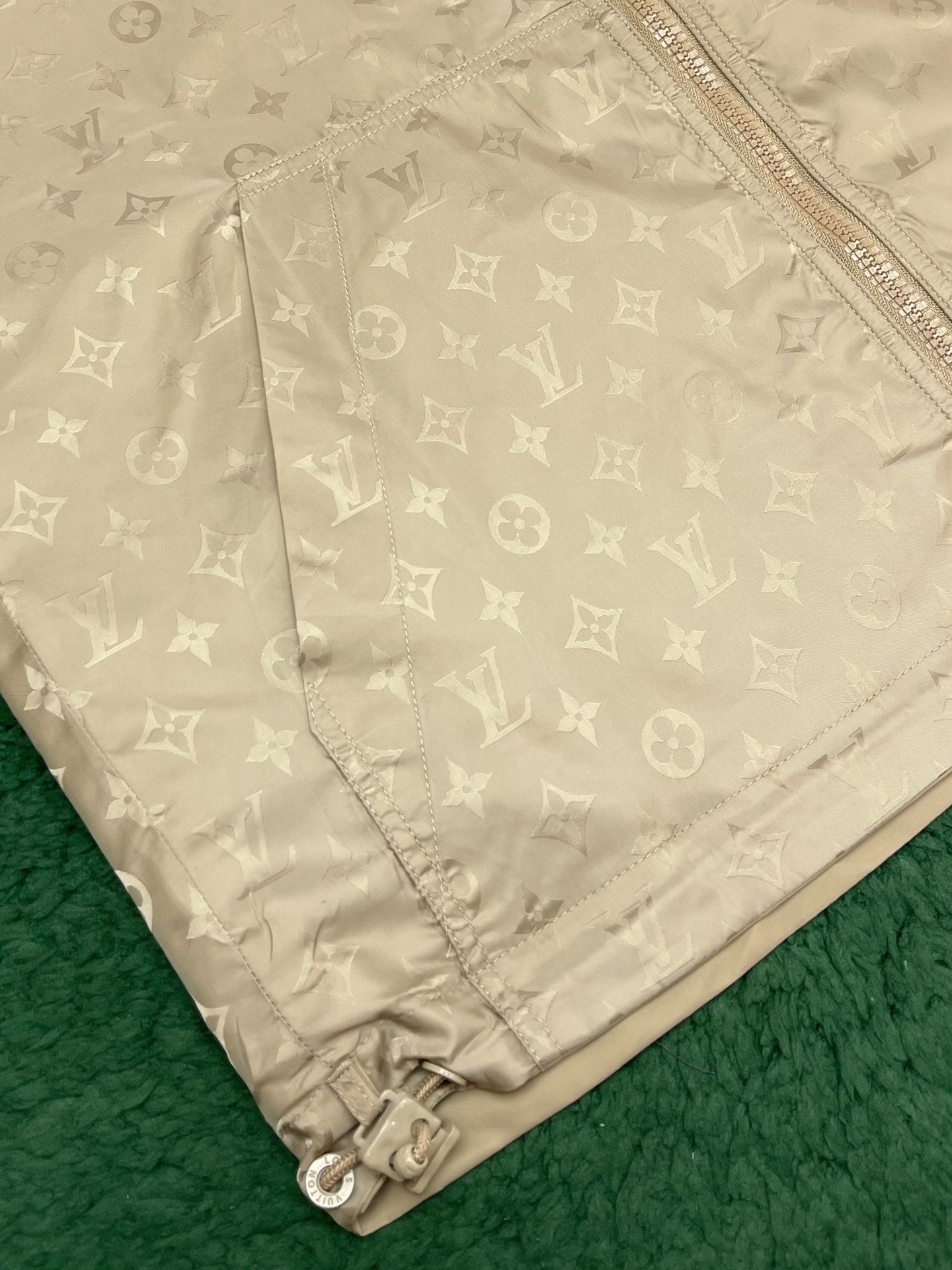 R공장 / 루이비통 남성 양면 방풍 재킷