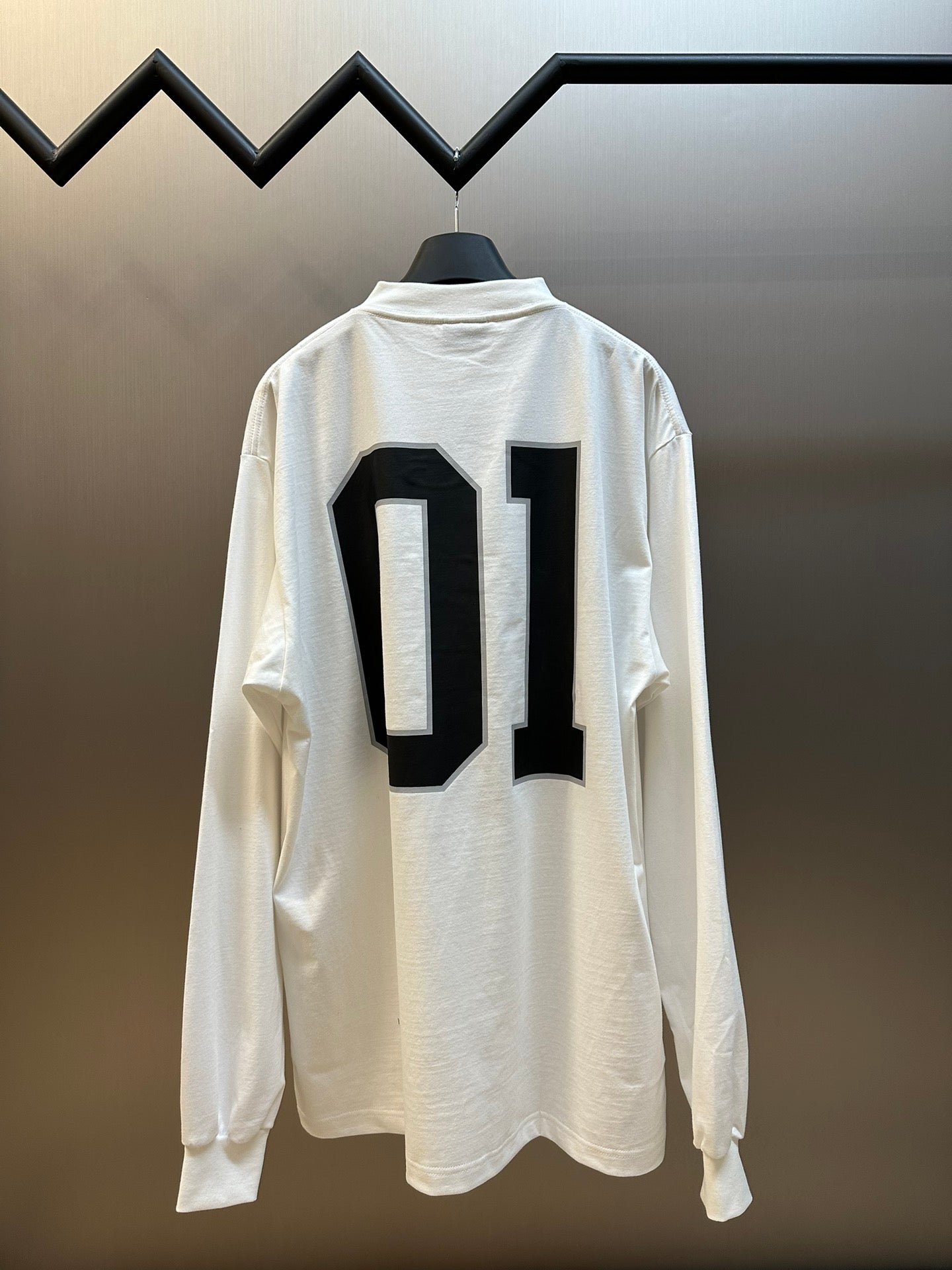 체인2호/발렌시아가 남성 긴팔 티셔츠