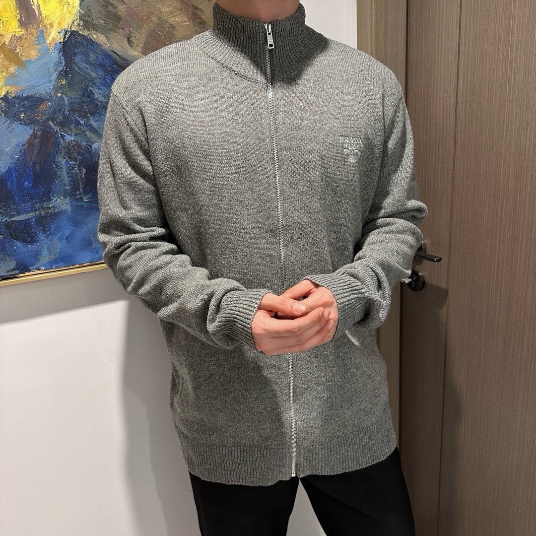 체인2호/프라다 남성 울 자수 지퍼 카디건