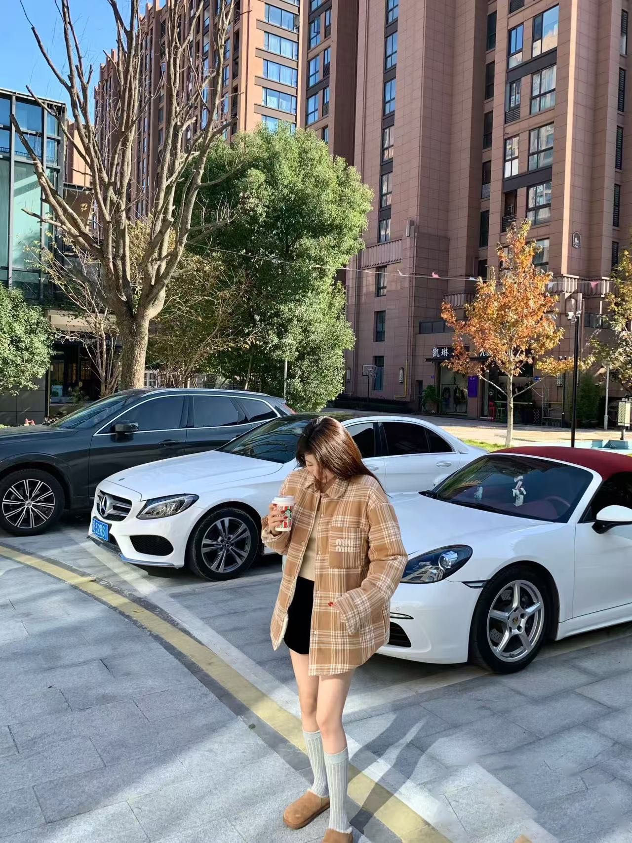 체인2호/미우미우 남성 체크 다운 자켓