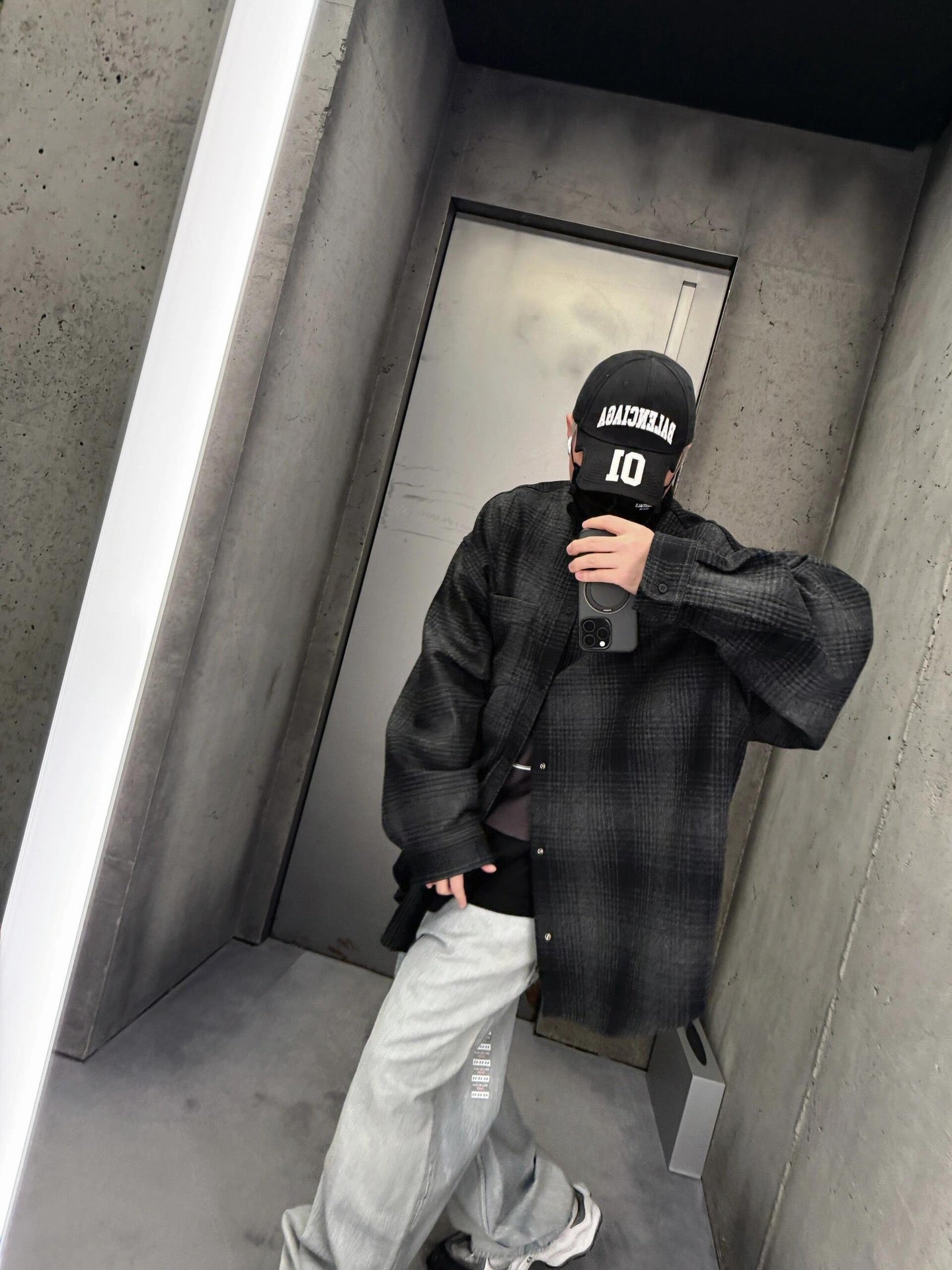 R공장/발렌시아가 남성 셔츠