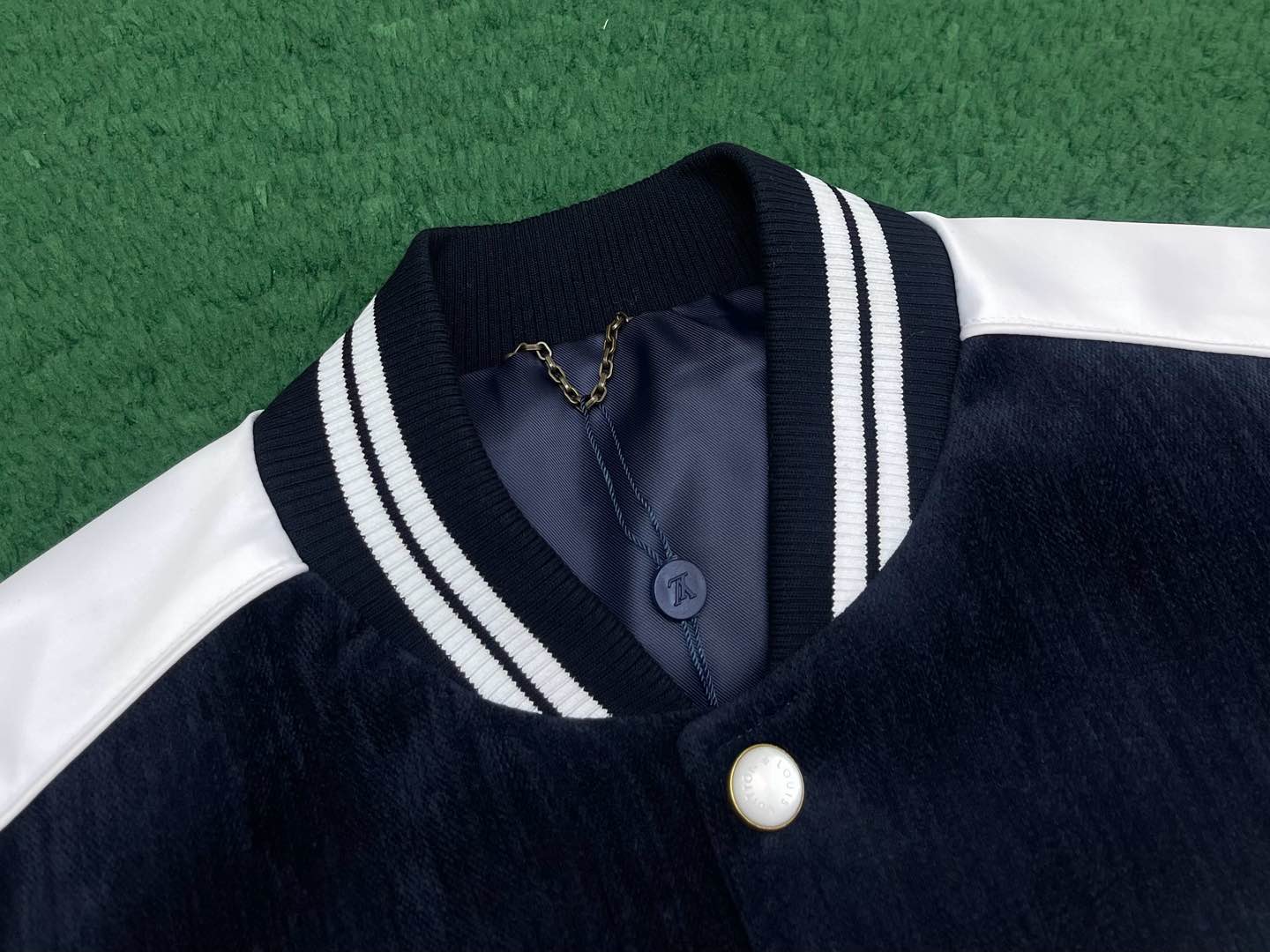R공장/루이비통 남성 겨울 자켓