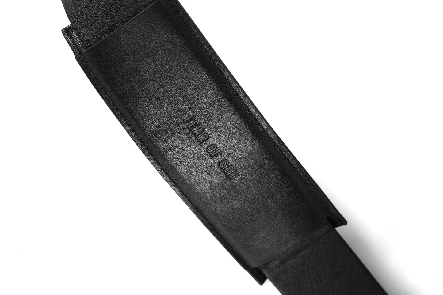 세나/피어오브갓 남성 가죽 숄더백