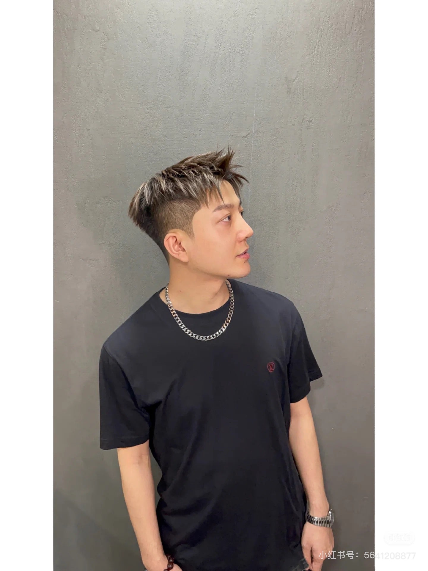 체인2호/루이비통 남성 반팔 티셔츠