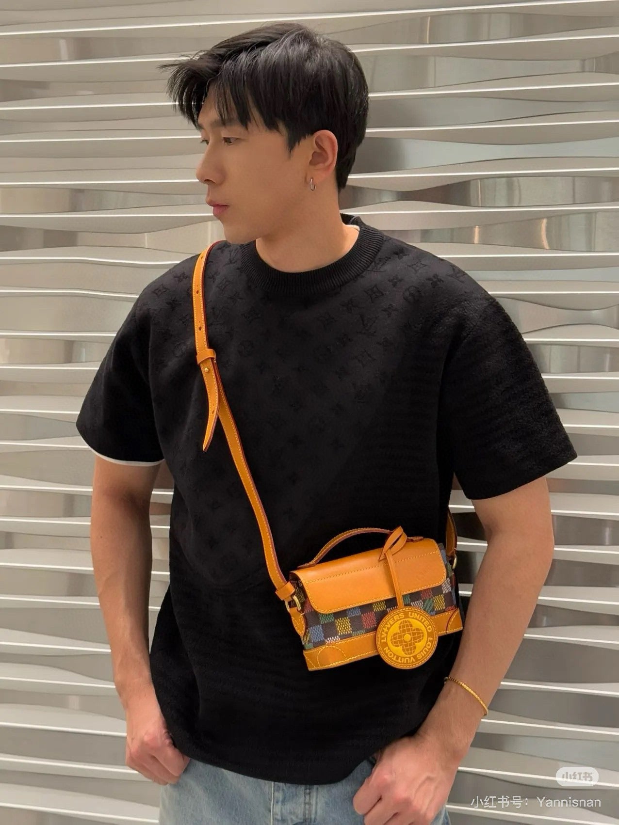 체인2호/루이비통 남성 반팔 티셔츠