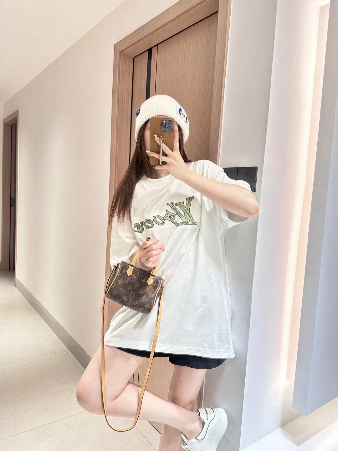 체인2호/루이비통 남성 반팔 티셔츠