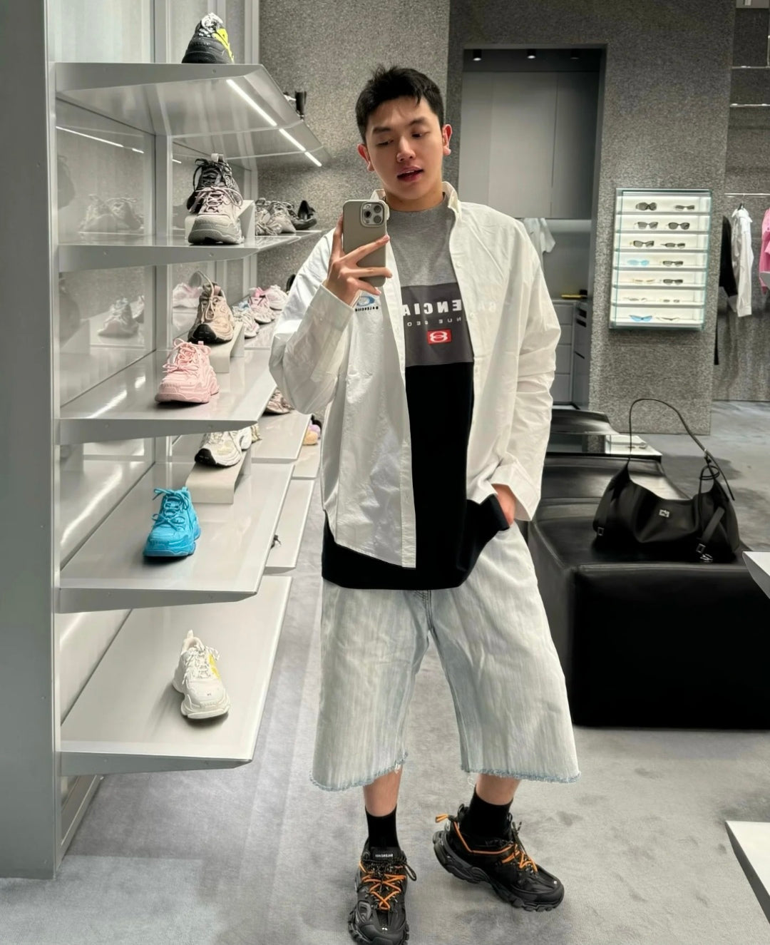 R공장/발렌시아가 남성 반팔 티셔츠