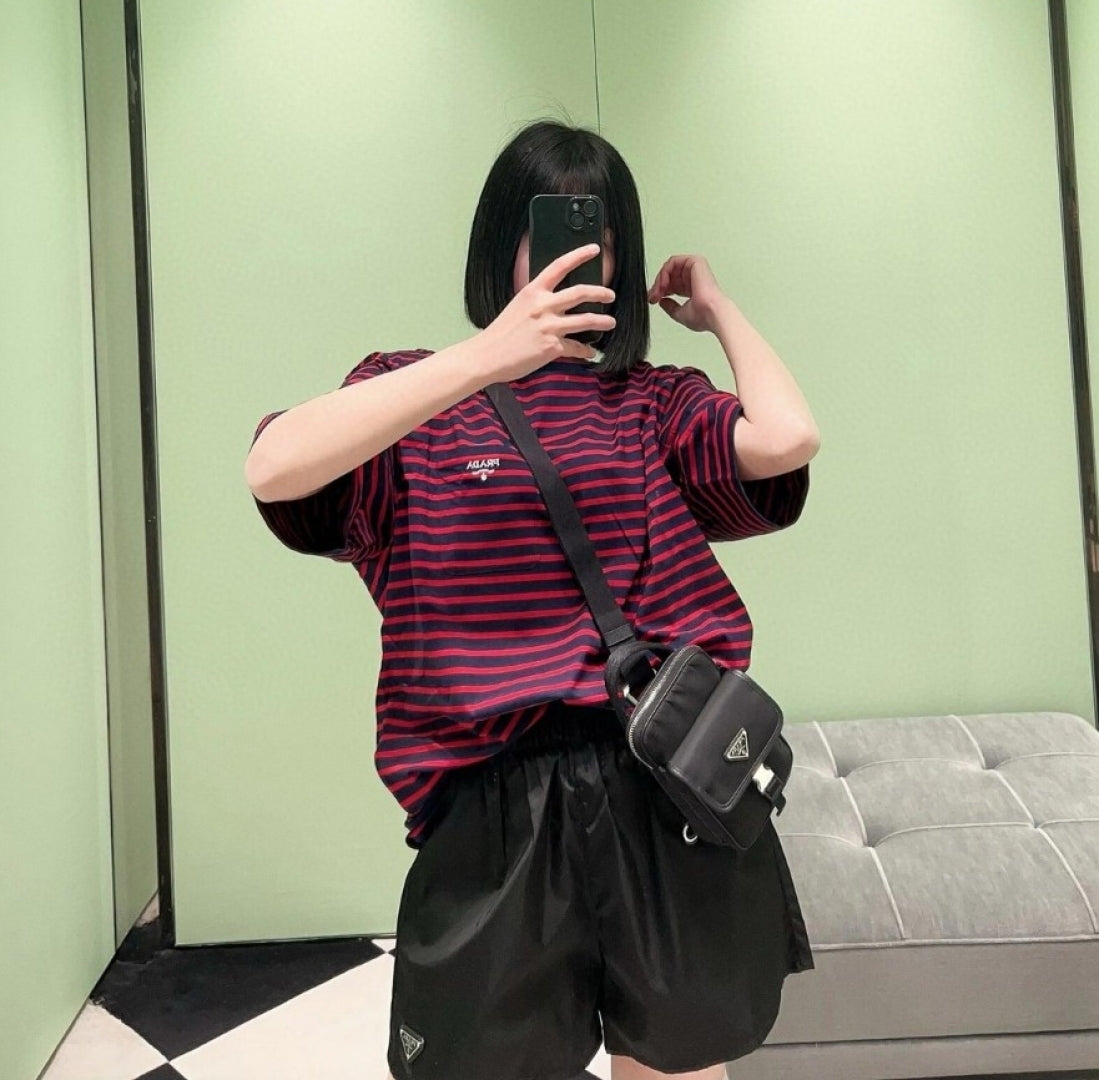 R공장/프라다 남성 반팔 티셔츠